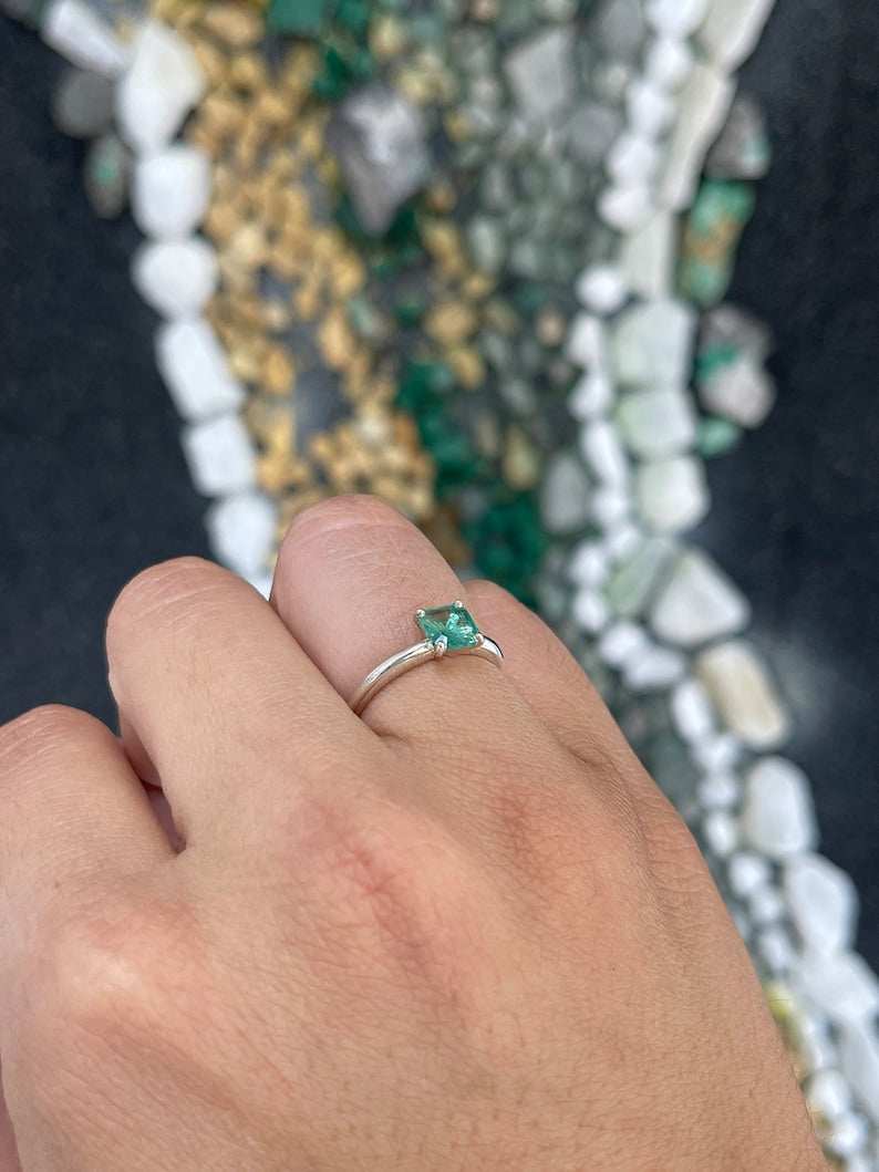 0.90 Carat Natural Spring Green Asscher Cut Emerald Solitaire Sterling Silver Ring for Women - Elegant Jewelry Gift for Engagement, Wedding & Special Occasions