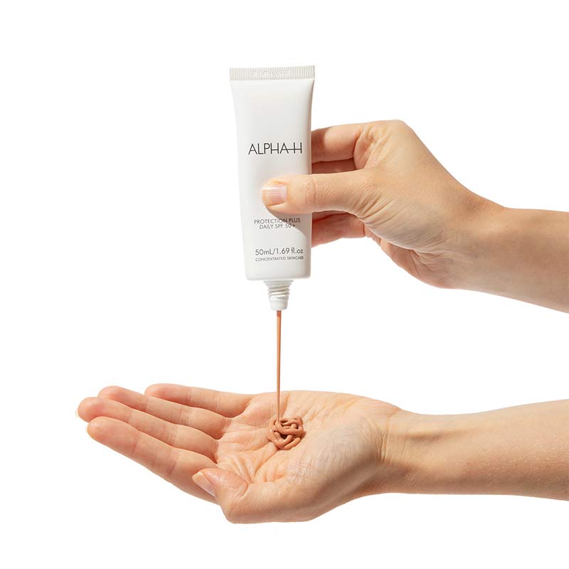 Alpha H Protection Plus Daily Moisturiser SPF 50+ with Pomegranate Seed Oil - Hydrating Face Cream for Dry Skin, Anti-Aging & Sun Protection - Perfect for Daily Skincare Routine & Outdoor Activities