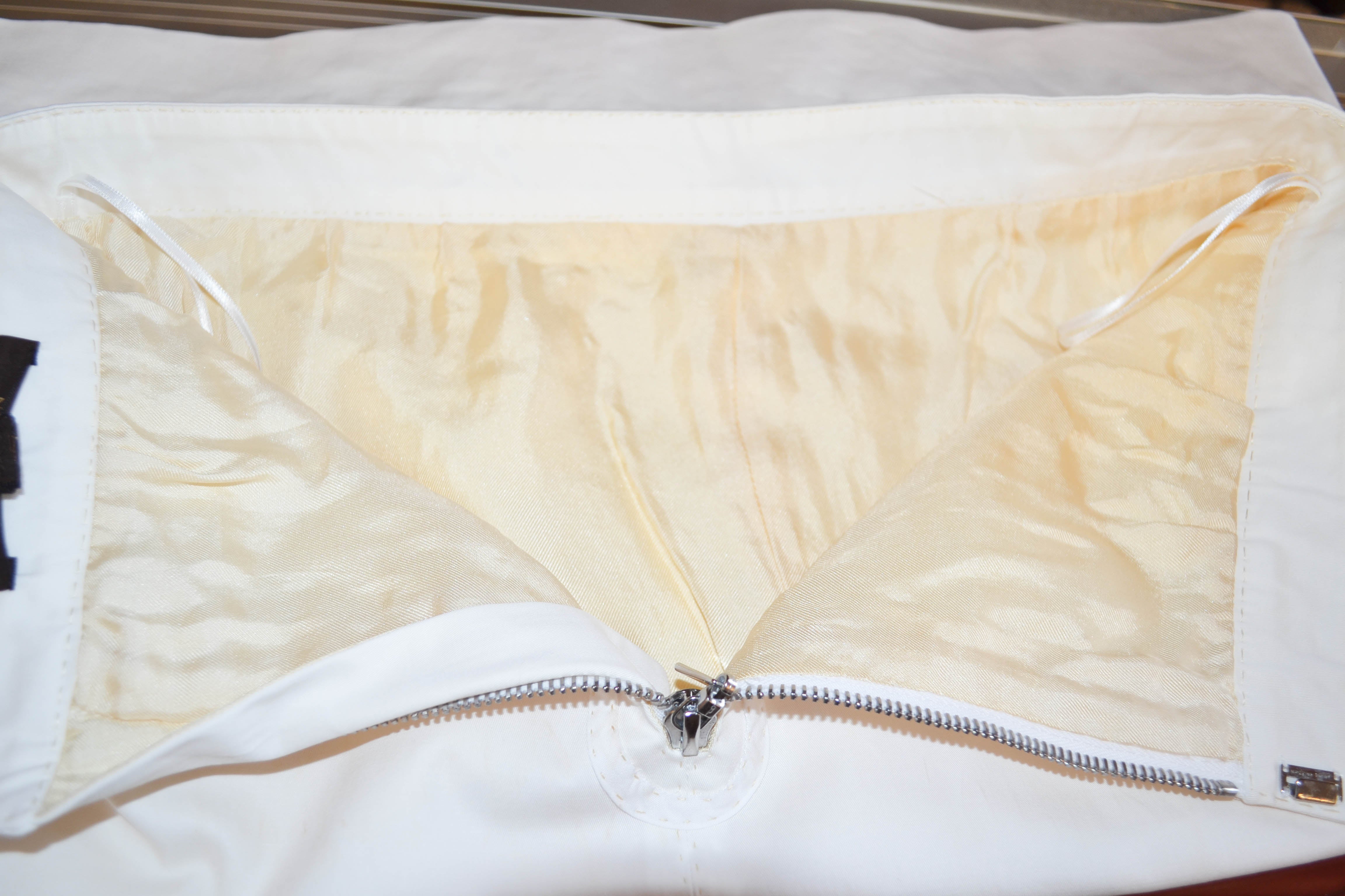 Authentic Louis Vuitton Women's White Skirt Size 36 - Luxury Designer A-Line Skirt for Women, Perfect for Parties, Weddings & Office Wear