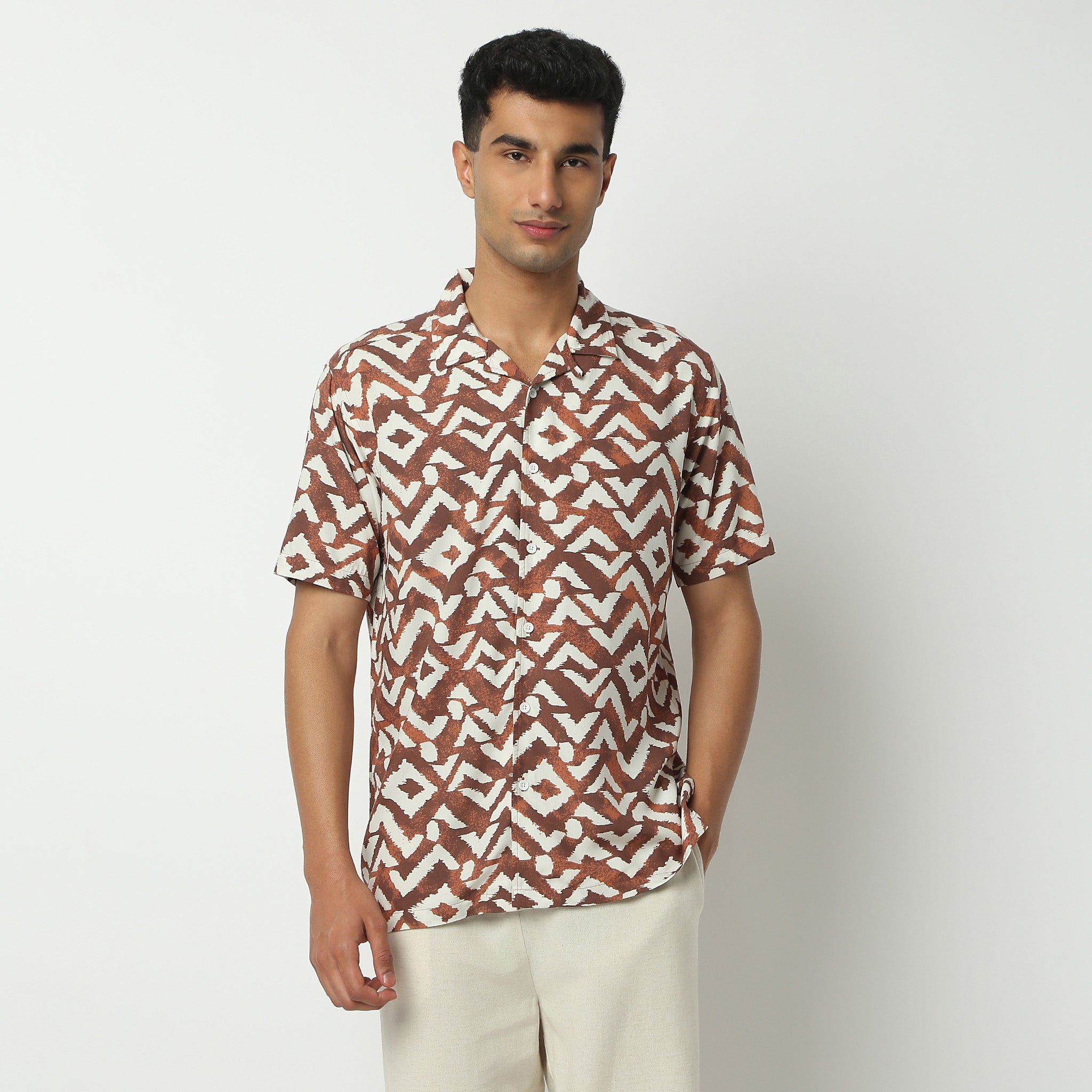 Stylish Camp Collar Half Sleeve Cuban Print Shirt for Men - Relaxed Fit Summer Casual Wear | Perfect for Beach Vacation, Tropical Parties & Street Fashion
