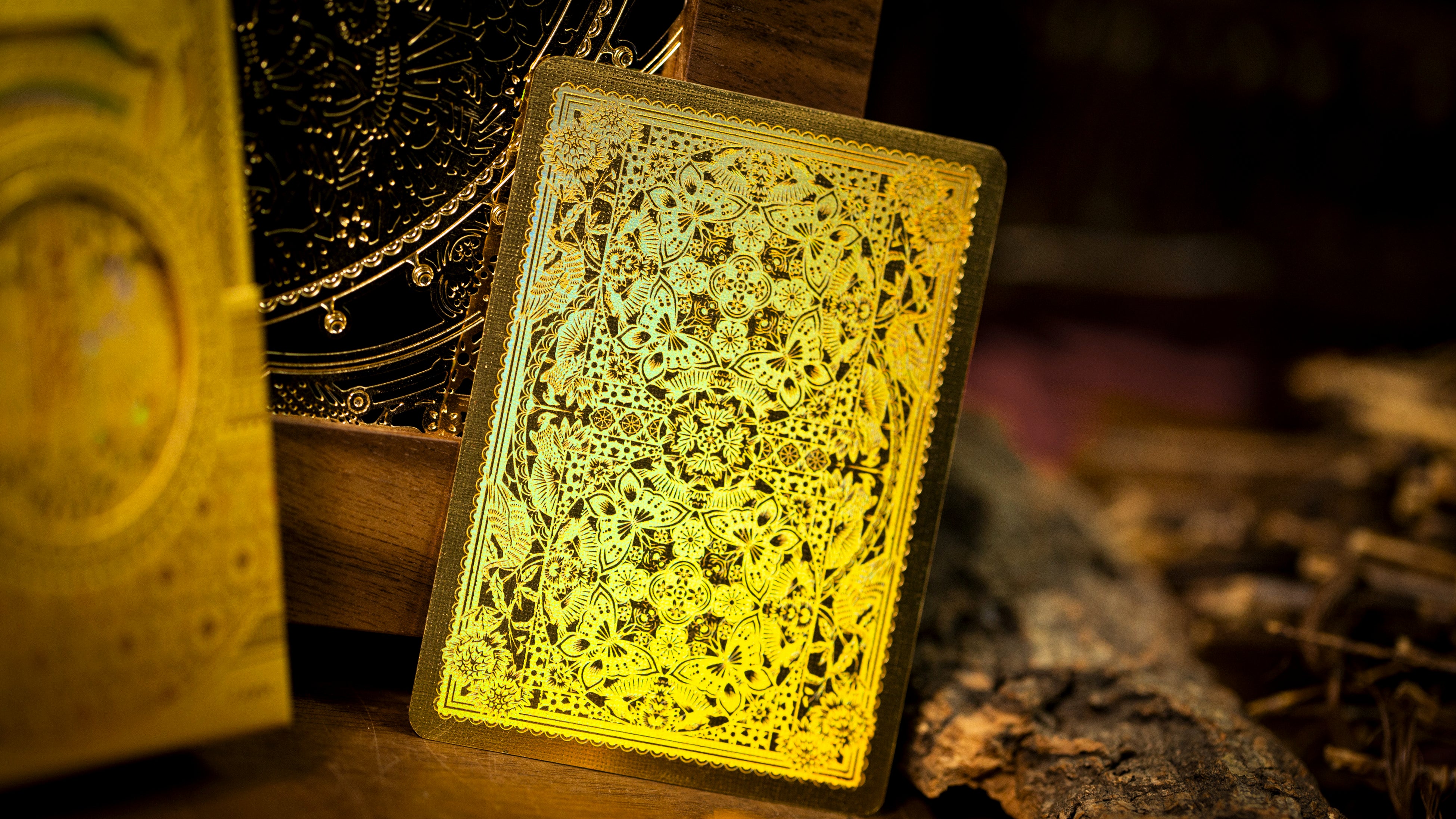 The Four Seasons Wooden Boxset Ark Playing Cards - Premium Collectible Deck for Card Games, Magic Tricks & Gifts | Perfect for Poker Nights, Game Parties & Holiday Presents
