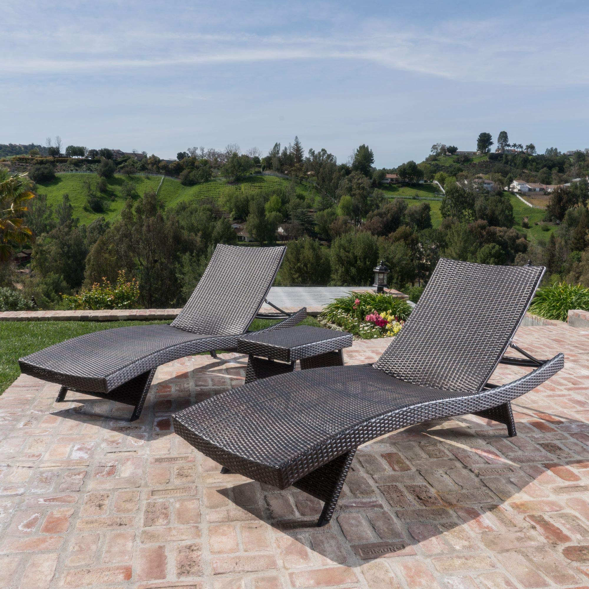 Modern 3-Piece Gray Wicker Outdoor Furniture Set - Adjustable Chaise Lounges & Side Table - Patio, Poolside & Garden Relaxation - Weather-Resistant Rattan Sofa Set for Backyard, Deck or Balcony