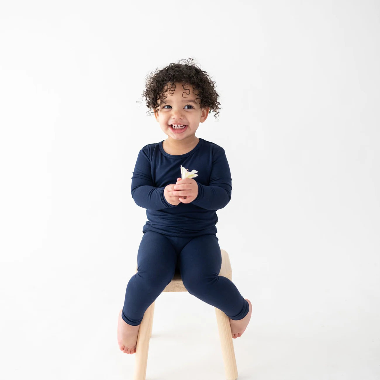 **Soft & Comfortable Toddler Pajama Set - Navy Blue Cotton Sleepwear for Boys & Girls - Perfect for Bedtime & Lounging**