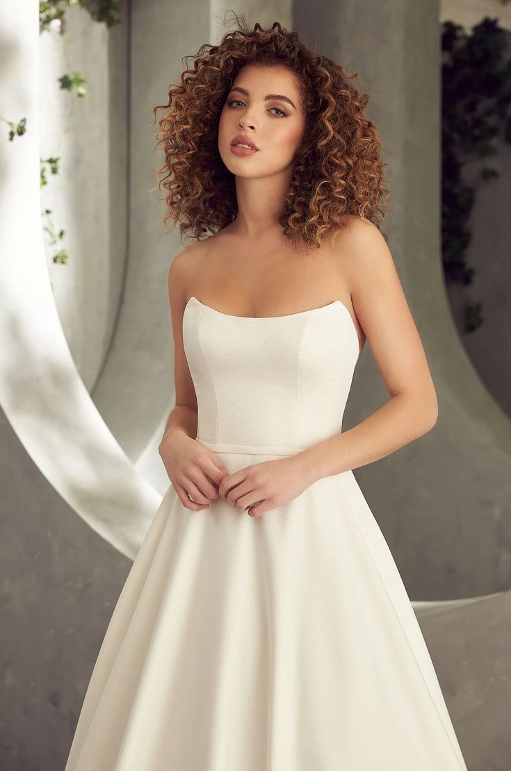 Mikaella 2409 Elegant Formal Evening Gown for Women - Perfect for Prom, Wedding, and Black Tie Events