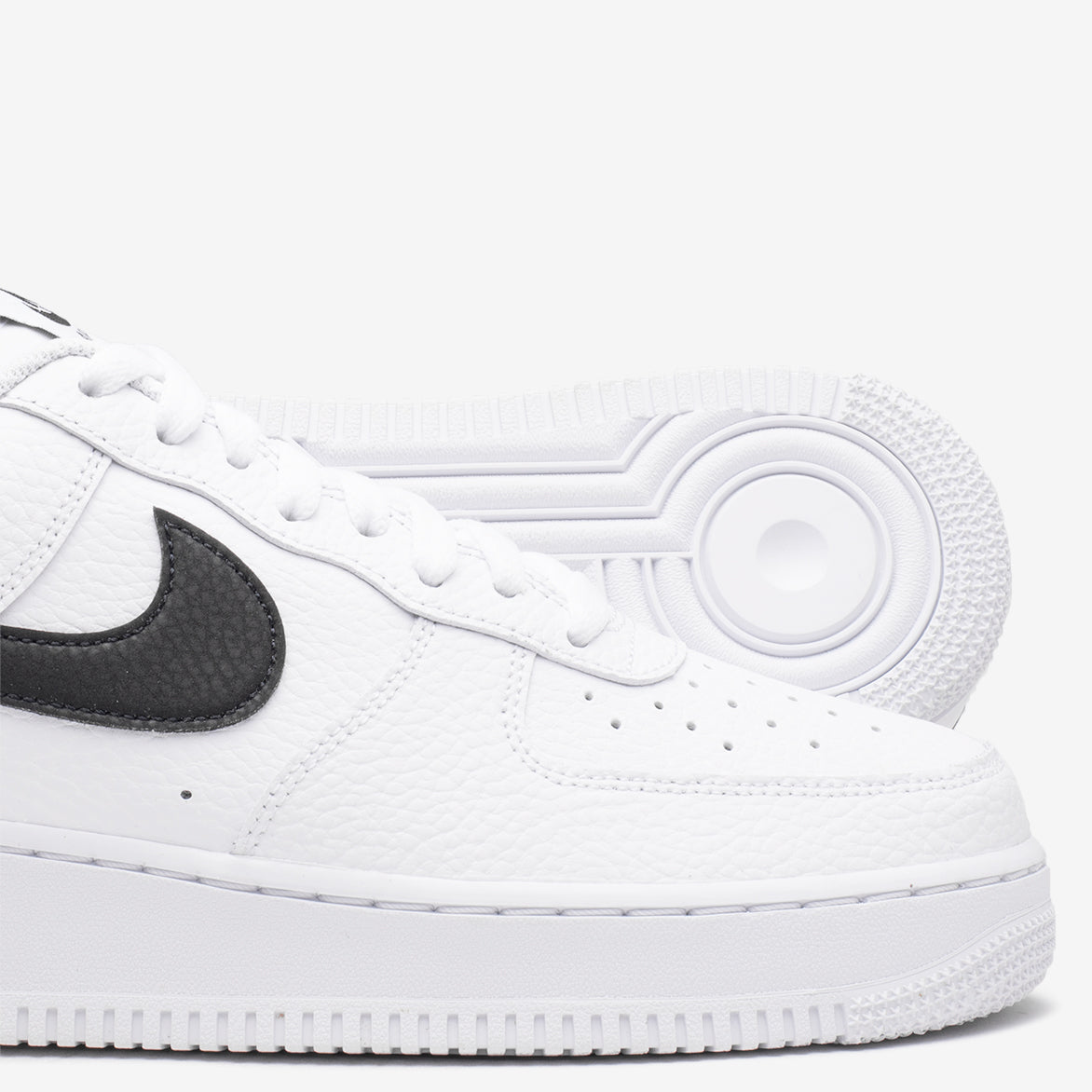 Nike Air Force 1 '07 White/Black Men's Sneakers - Classic Basketball Shoes for Casual Wear & Street Style