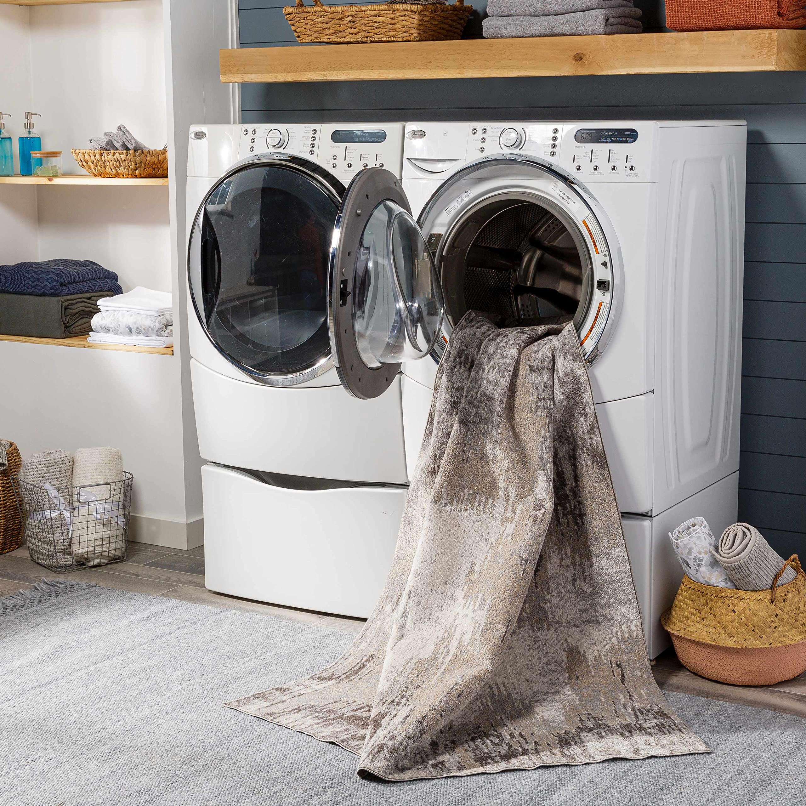 Machine Washable Area Rug for Living Room & Bedroom - Soft Beige, Brown, Gray Modern Rug - 6'7