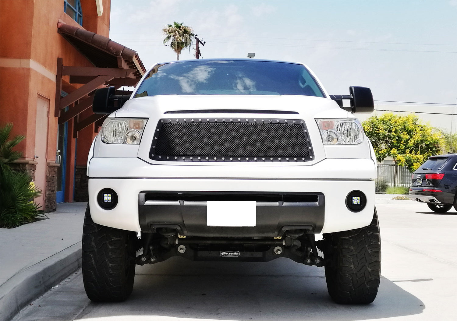 40W CREE Cubic LED Fog Lights with Mounting Bracket & Wiring Kit - Compatible with Toyota Tundra, Tacoma & More | Off-Road, Foggy Weather & Night Driving