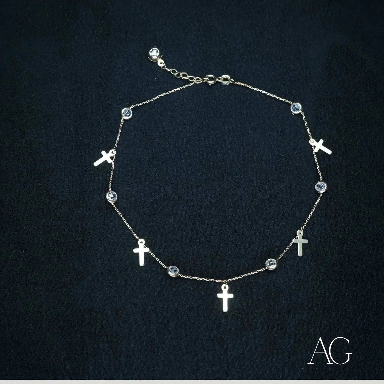 18K Gold Charm Anklet for Women - Elegant Art Jewelry for Everyday Wear & Special Occasions