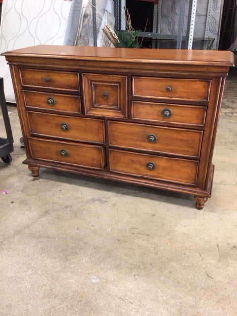 Tommy Bahama 9-Drawer Dresser with Surface Marks - Vintage Coastal Style Bedroom Furniture for Beach House & Guest Room Decor