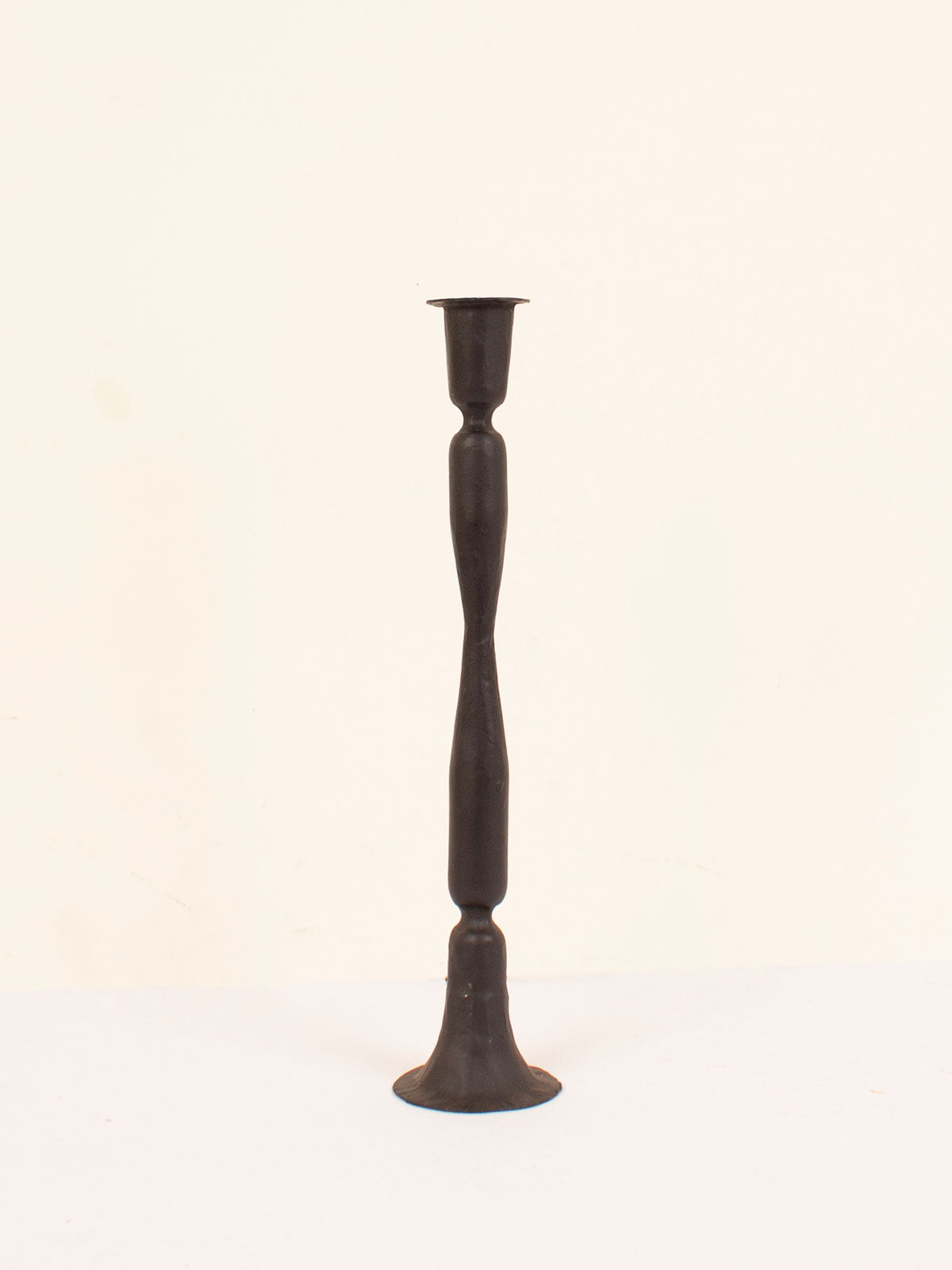 Elegant Bronte Candle Holder - Decorative Home Decor for Dining Table, Wedding Centerpiece & Romantic Ambiance