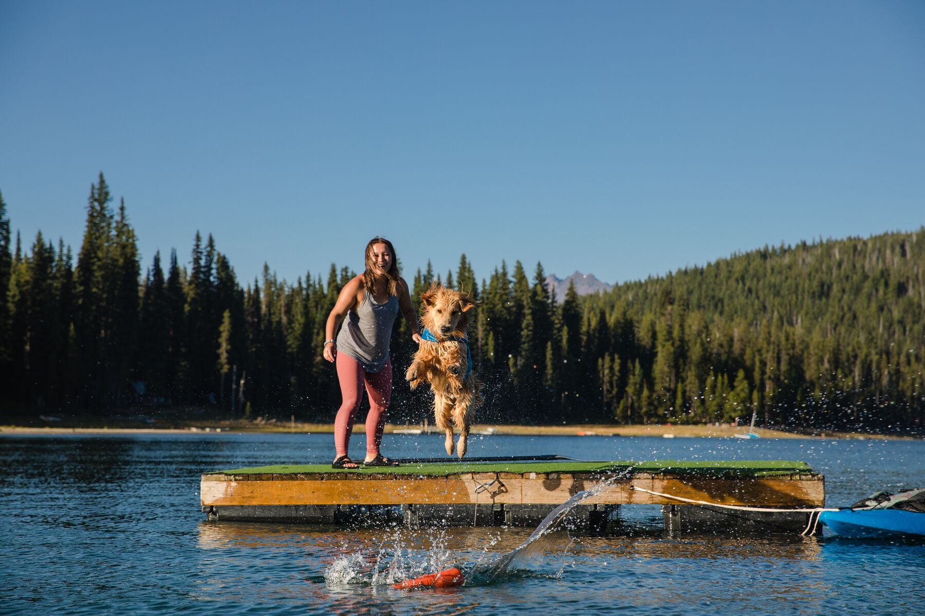 Lunker® Foam Water Toy for Dogs - Aqua Green (Aurora Teal) | Floating Chew Toy for Pool, Beach & Outdoor Play | Ruffwear® Durable Dog Toy for Fetch & Swimming Fun