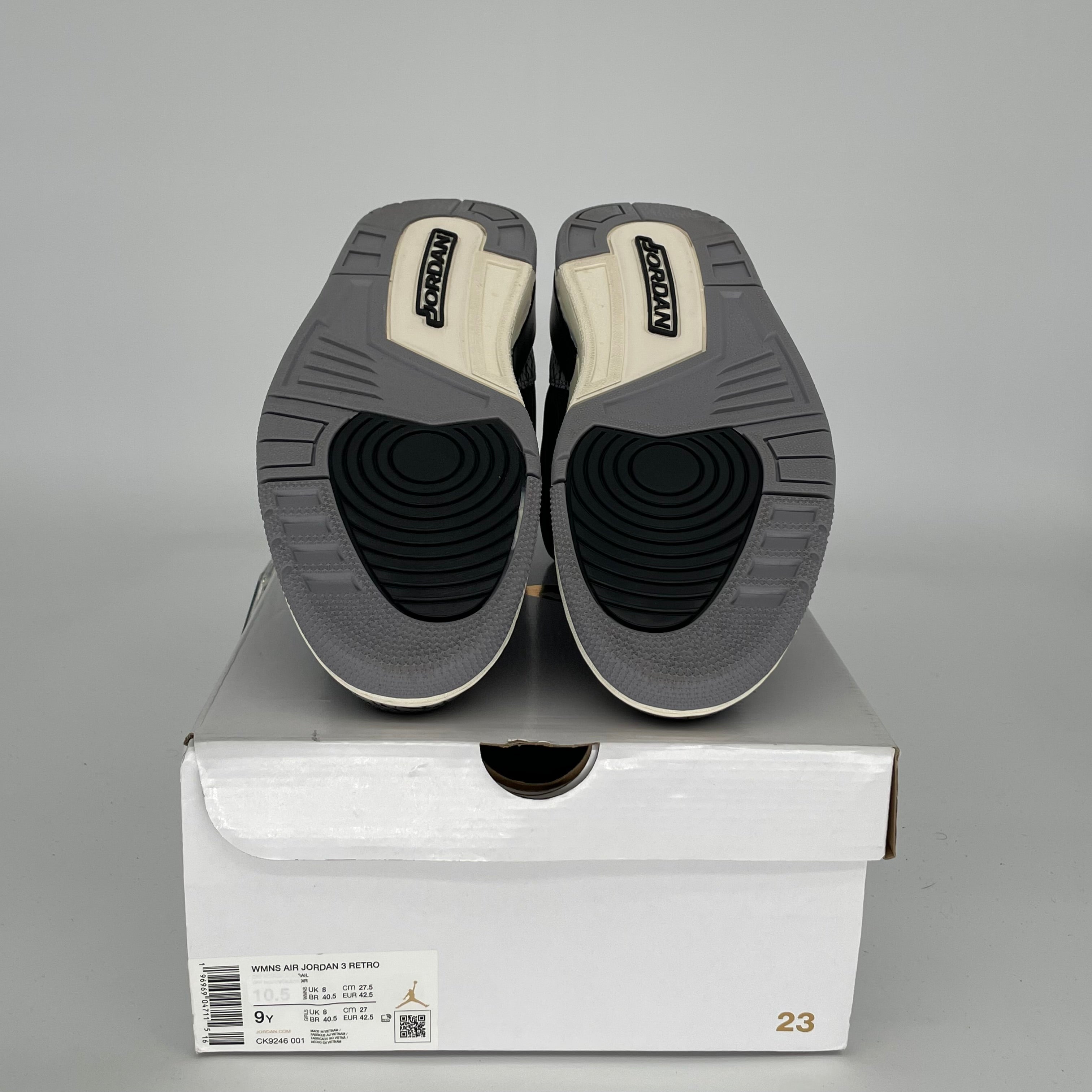 Original Air Jordan 3 Retro 'Off Noir' Men's Basketball Shoes - Size 9 (CK9246-001) | Stylish Sneakers for Casual Wear, Street Fashion & Sports Performance