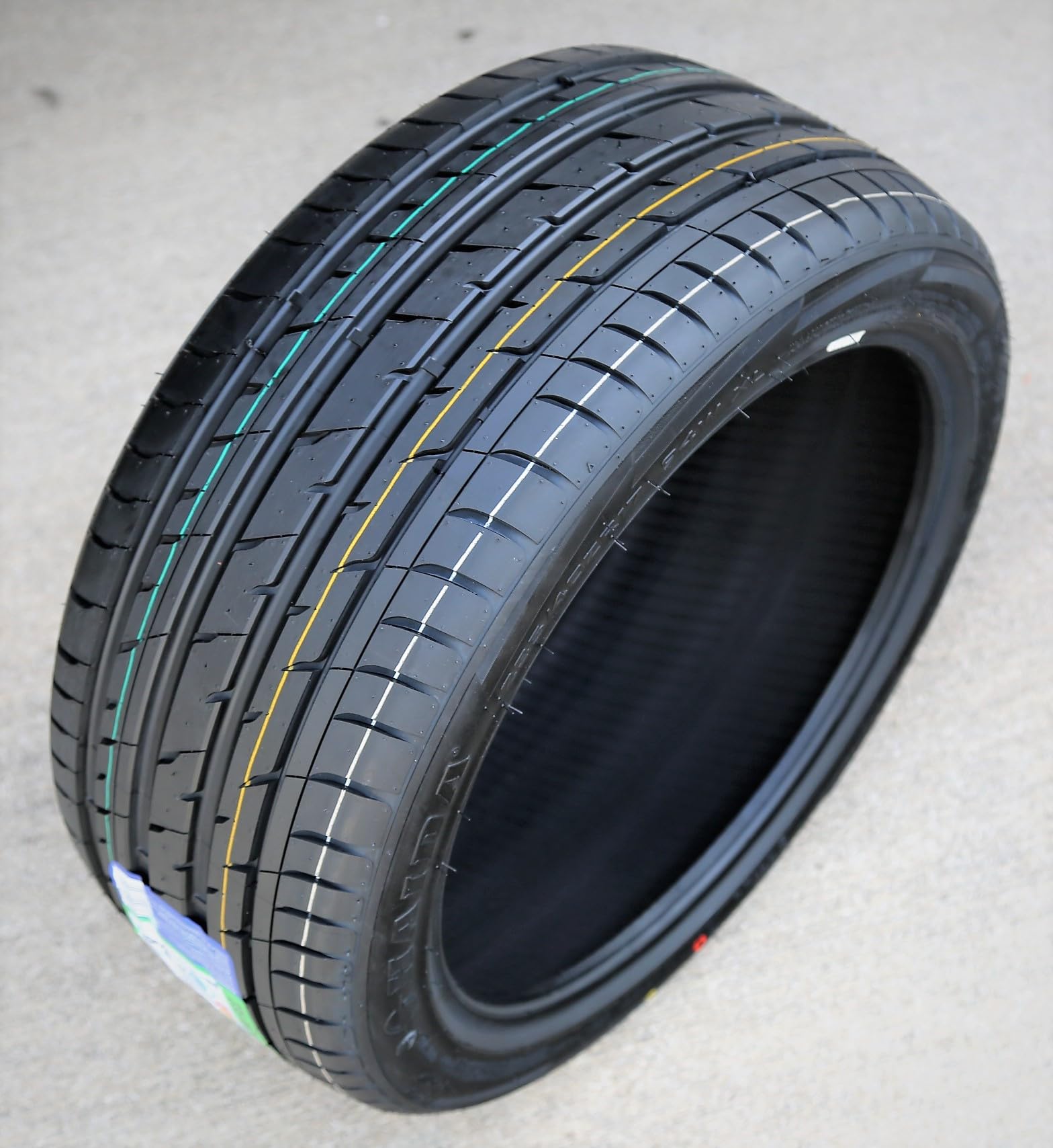 HAIDA HD927 275/35ZR19 100W High Performance Radial Tires - Perfect for Sports Cars, Luxury Sedans & High-Speed Driving