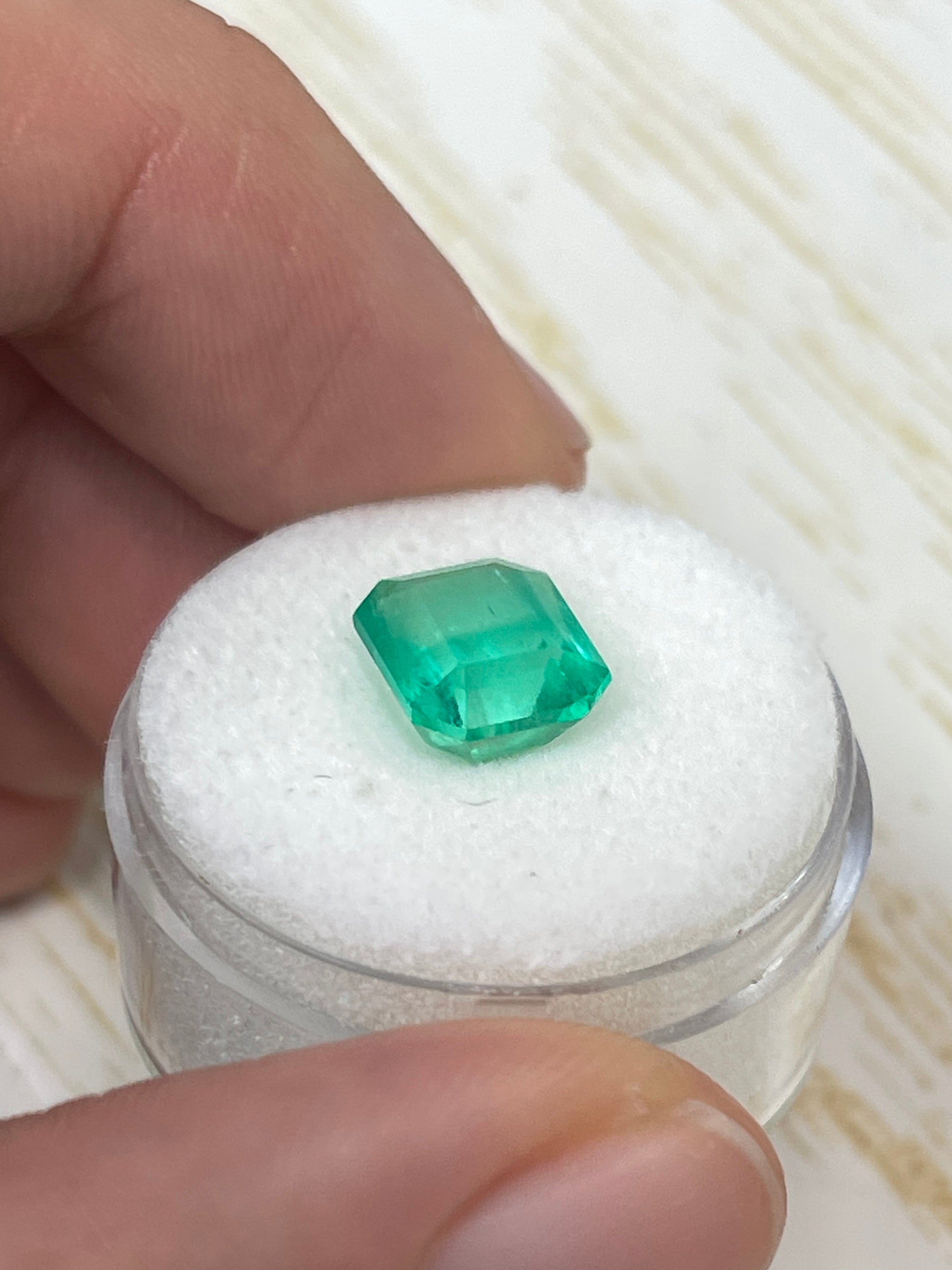 3.09 Carat 10x8mm Electric Yellowish Colombian Emerald - Emerald Cut Gemstone for Engagement Rings & Fine Jewelry | Natural Green Birthstone for May | Perfect Gift for Anniversary & Special Occasions