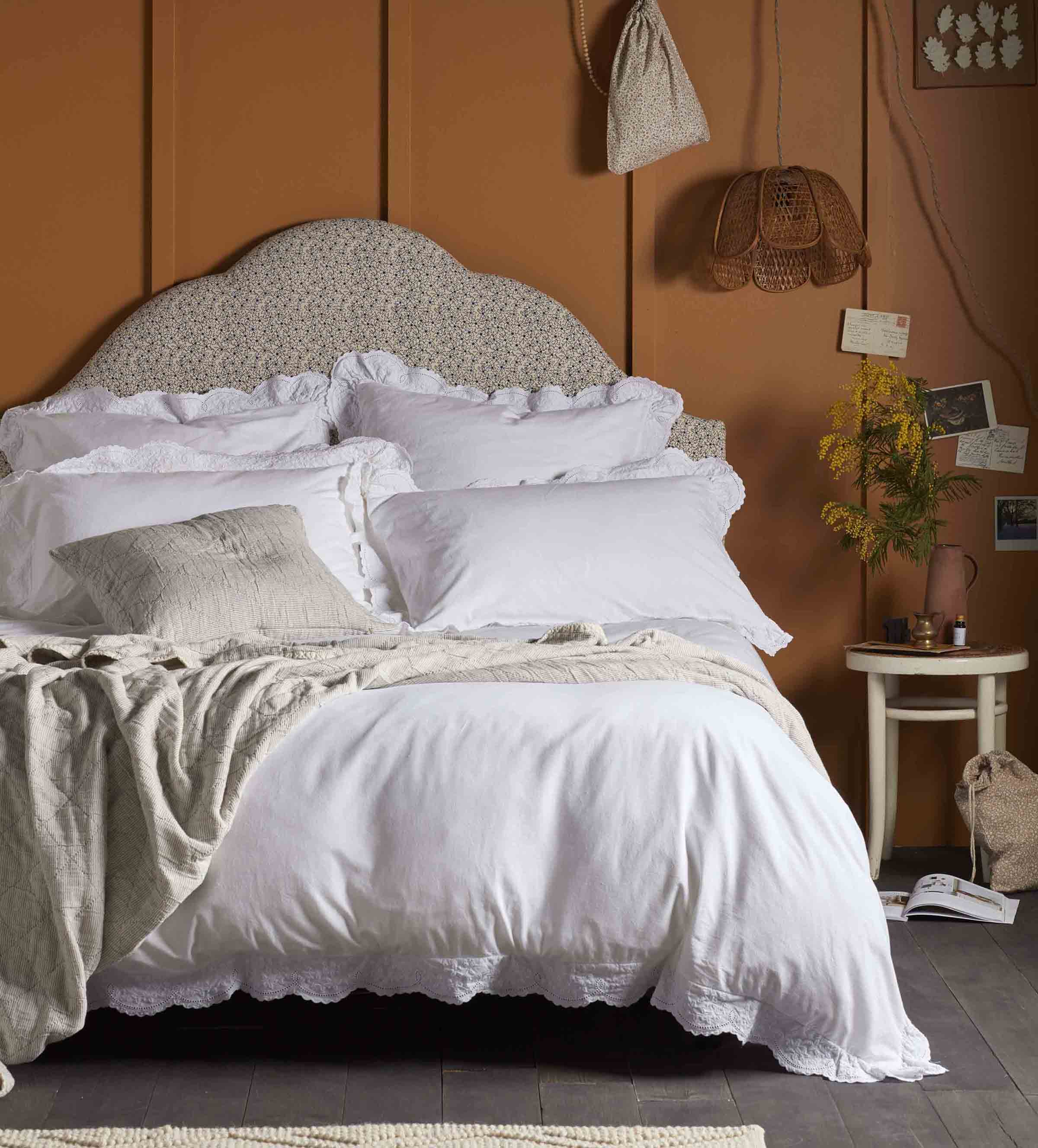 Premium White Elsie Cotton Linen Bedding Set - Soft & Breathable Sheets for Comfortable Sleep - Perfect for Master Bedroom, Guest Room & Vacation Homes