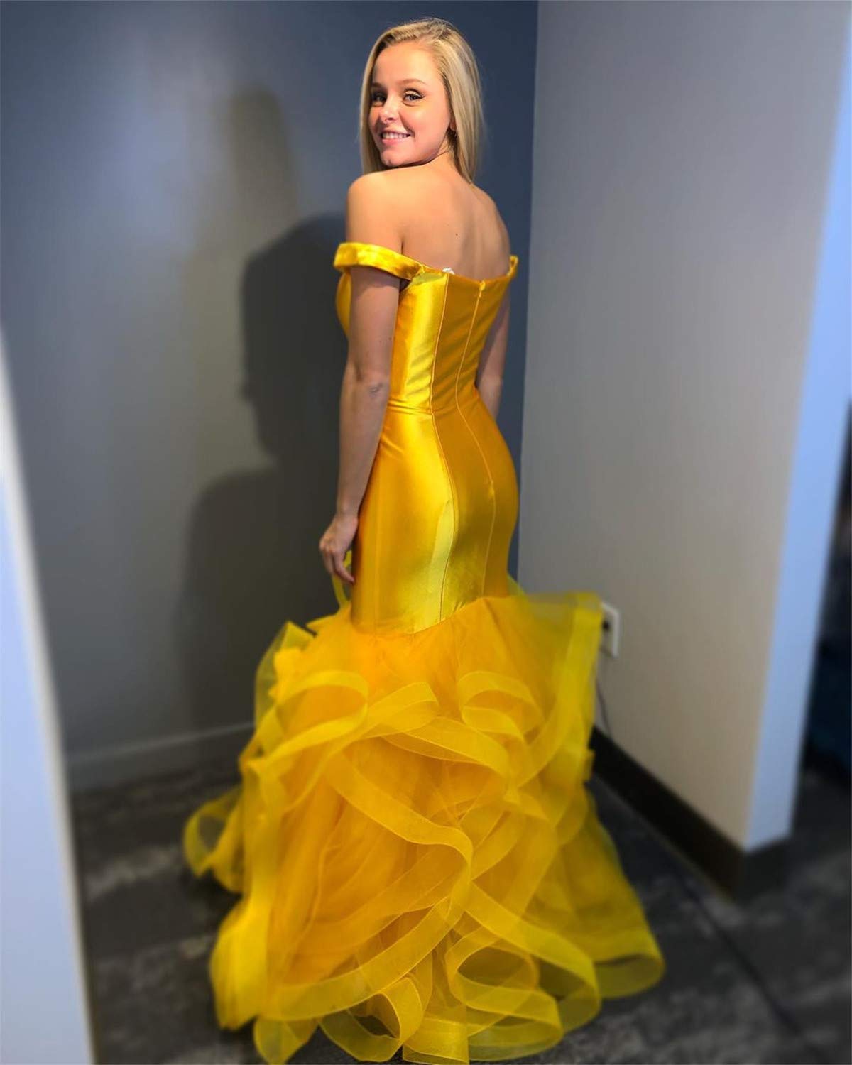 Elegant Women's Off The Shoulder Satin Mermaid Prom Dress with Ruffles - Long Formal Evening Gown for Homecoming, Wedding Guest & Special Occasions