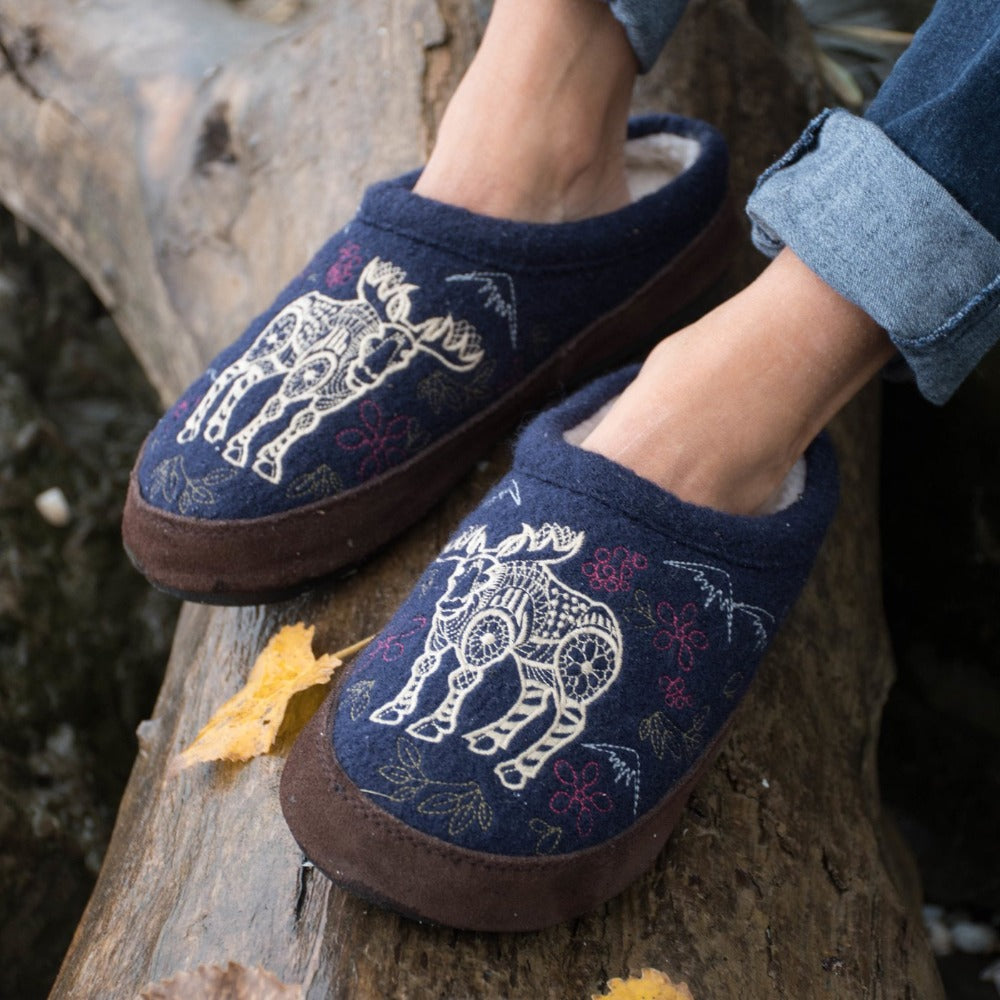 Women's Cozy Forest Mule Slippers with Non-Slip Indoor/Outdoor Sole - Soft House Shoes for Relaxing at Home, Quick Errands & Backyard Comfort