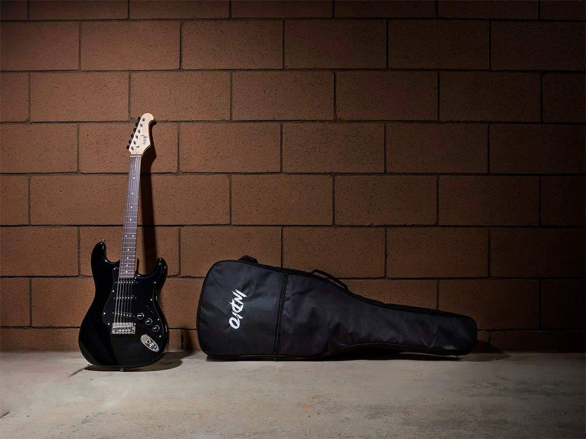 Monoprice Cali Classic Electric Guitar - Black, 6-String Solid Body with Double-Cutaway & SSS Pickups, Right-Handed, Includes Gig Bag - Ideal for Beginners & Practice Sessions - Indio Series