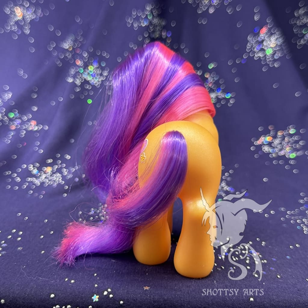 Premium Scootaloo (Wysteria Pose) Collectible Figure - Perfect for My Little Pony Fans, Display & Gifts