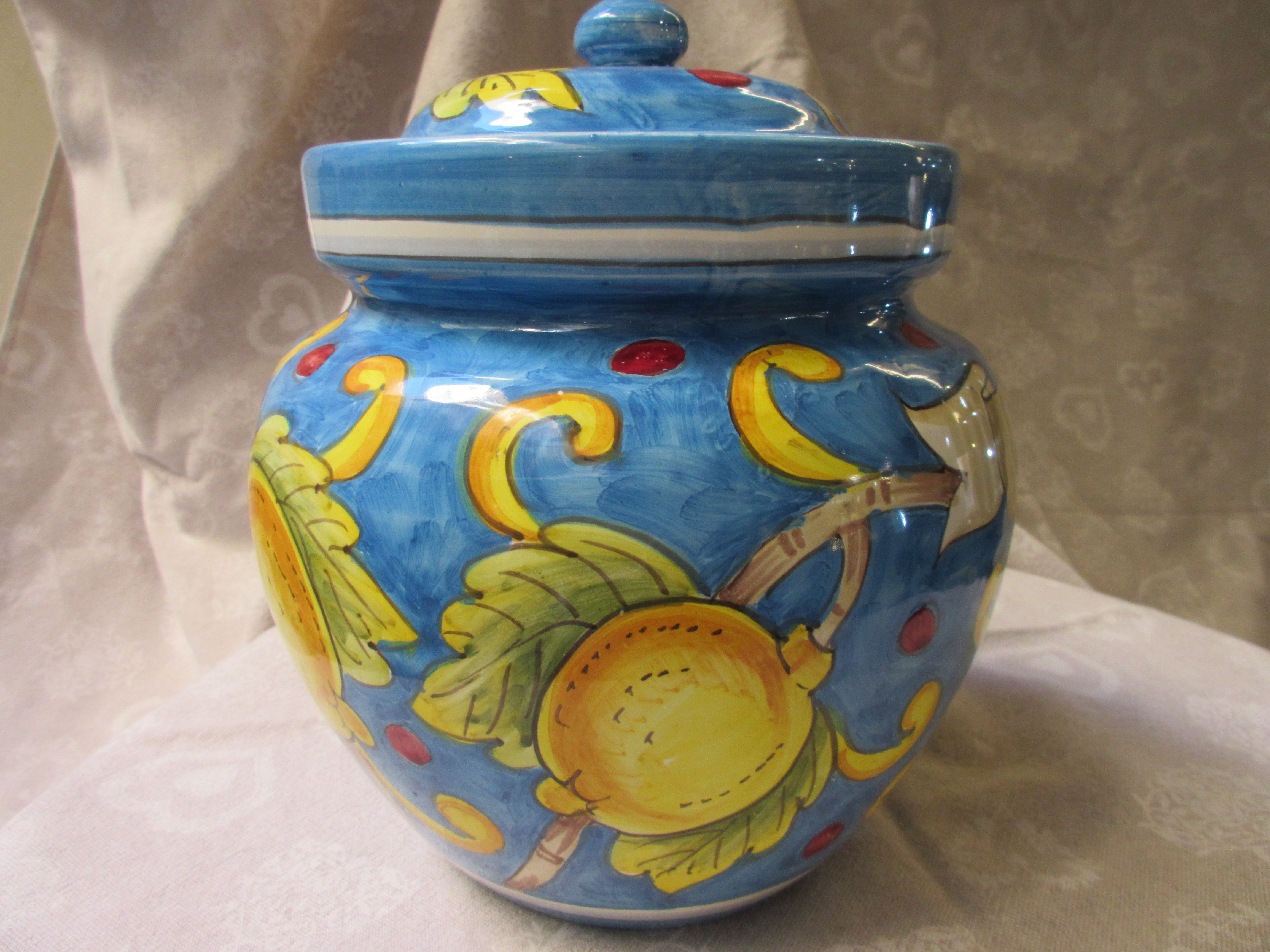 Ceramic Cookie Jar with Lid - Airtight Storage for Cookies, Biscuits & Treats - Perfect for Kitchen, Pantry & Gift Giving