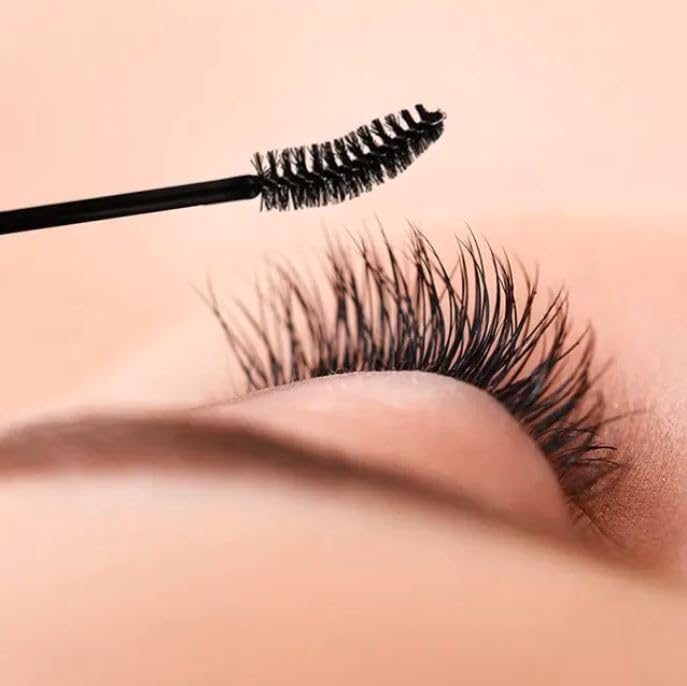 30 Pcs Disposable Eyelash Brushes - Mascara Wands & Spoolies for Eyelash Extensions, Eyebrow & Eyeshadow Makeup - Perfect for Professional Salon Use, DIY Beauty & Travel Makeup Kit