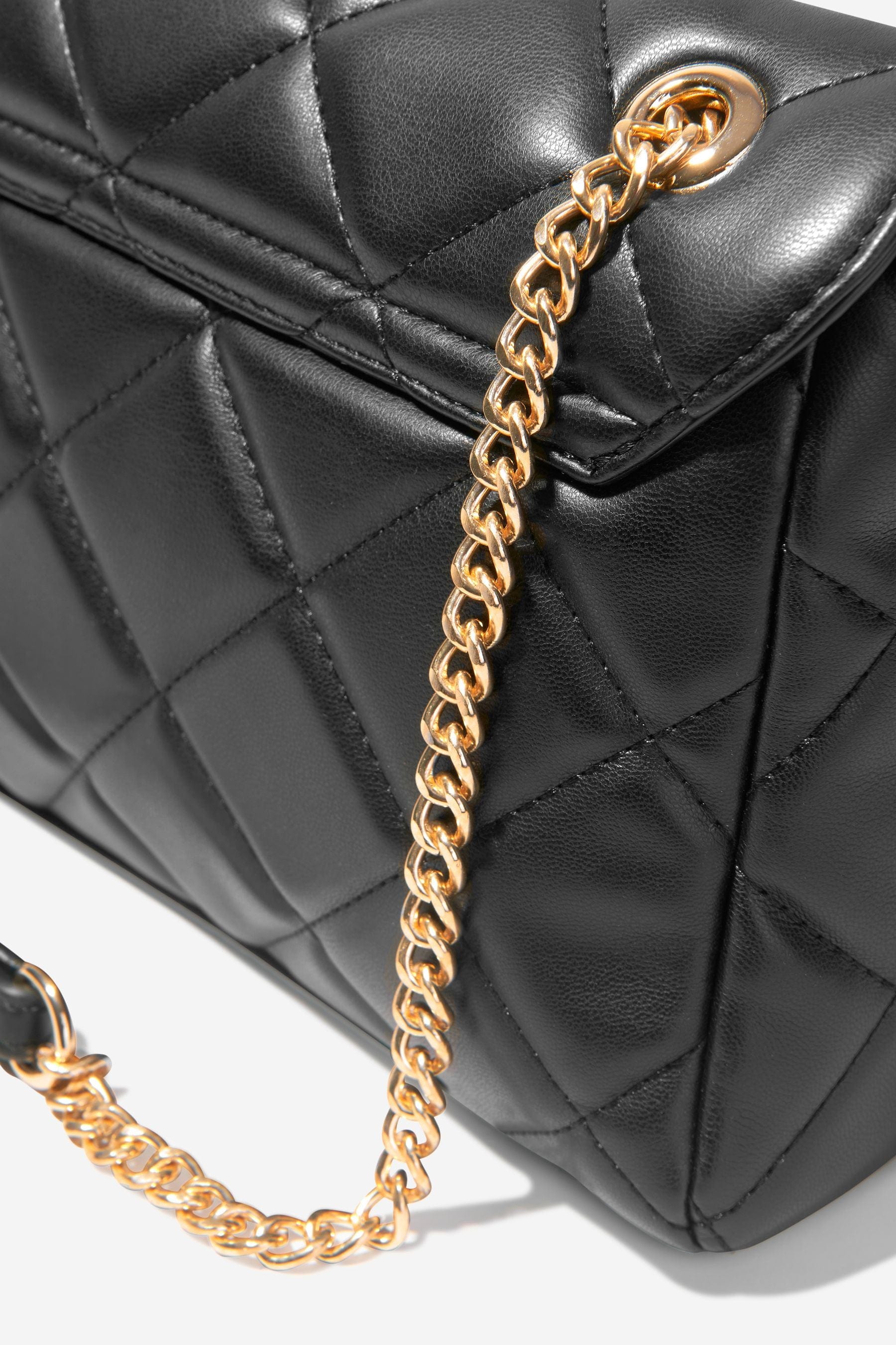 Ada Flap Bag in Black (26cm) - Stylish Crossbody Purse for Women | Perfect for Work, Travel & Everyday Use