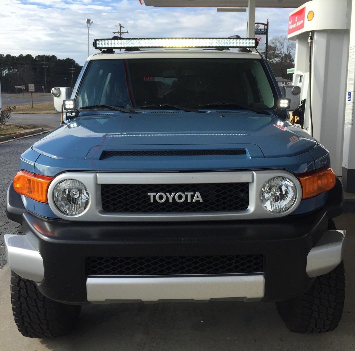 40W CREE LED Pods with Front Cowl Mounting Brackets for 2007-2014 Toyota FJ Cruiser - Off-Road Lighting, Fog Lights, Adventure Vehicle Upgrades