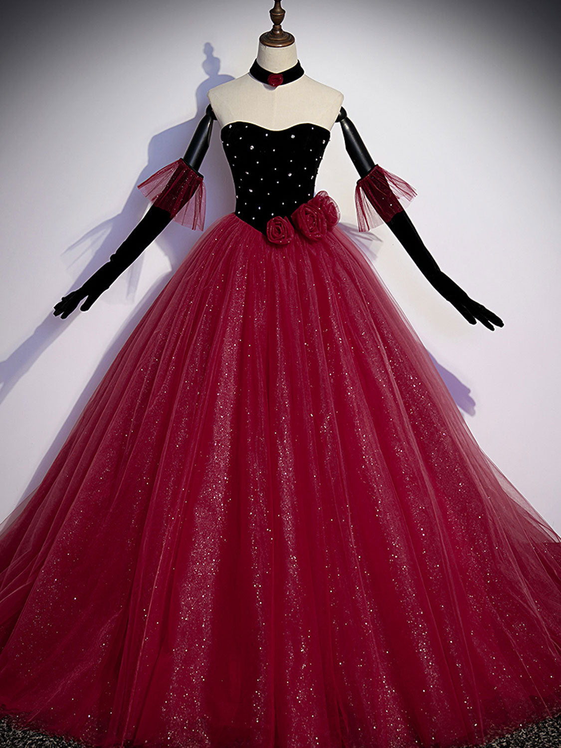 Elegant Burgundy Tulle Long Prom Dress - A-Line Formal Gown for Graduation, Homecoming & Special Occasions | Perfect for Dances, Parties & Evening Events