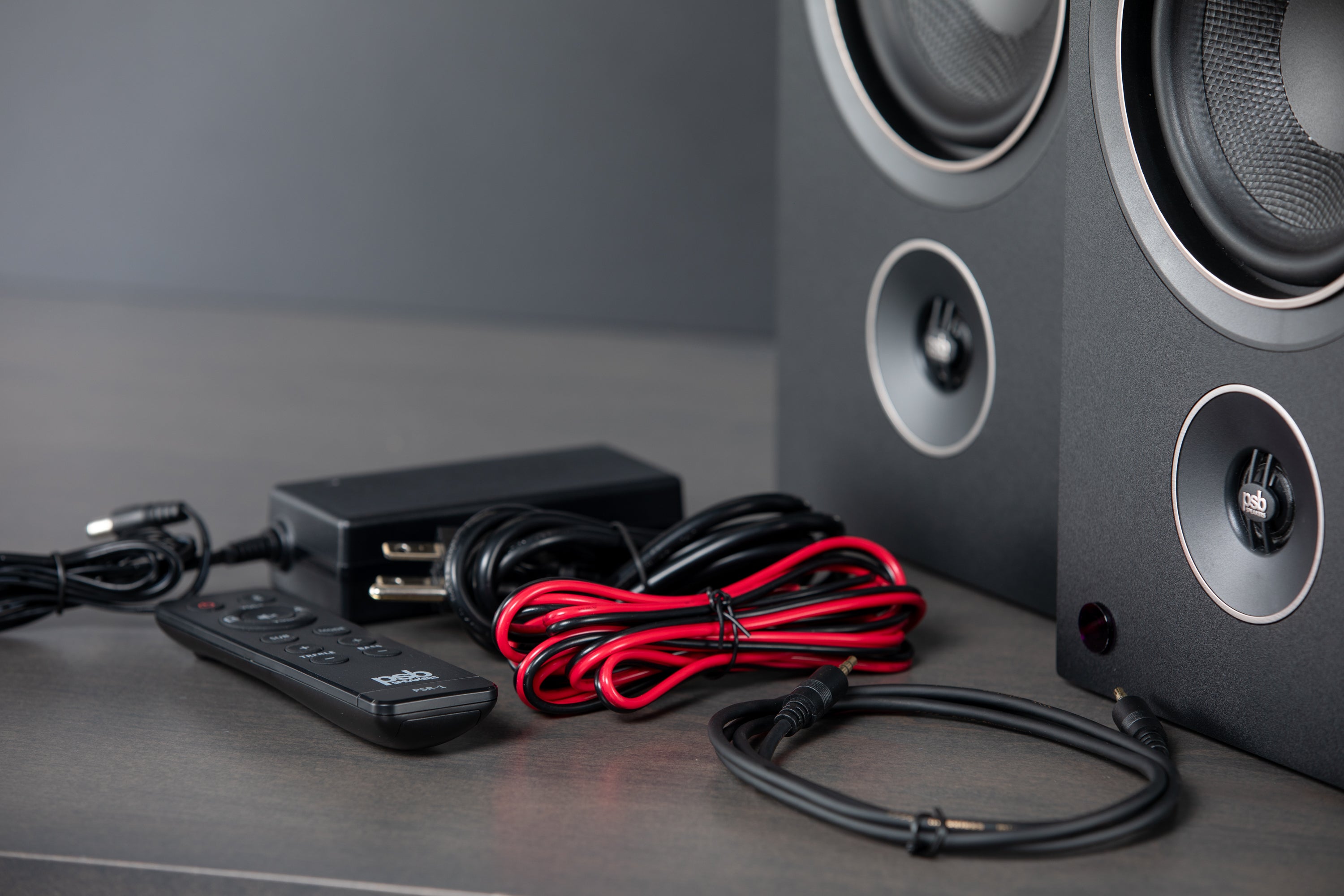 PSB Alpha AM3/AM5 Powered Bookshelf Speakers - High Fidelity Audio for Home Theater & Music Listening - Perfect for Small Rooms & Desktop Setups