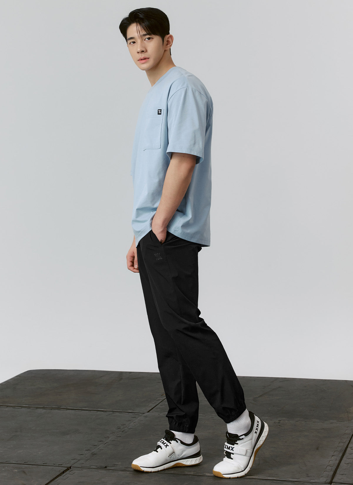 Cool Breeze Oversized Pocket Short Sleeve T-Shirt for Men - Casual Summer Comfort Shirt for Beach, Lounge & Outdoor Activities
