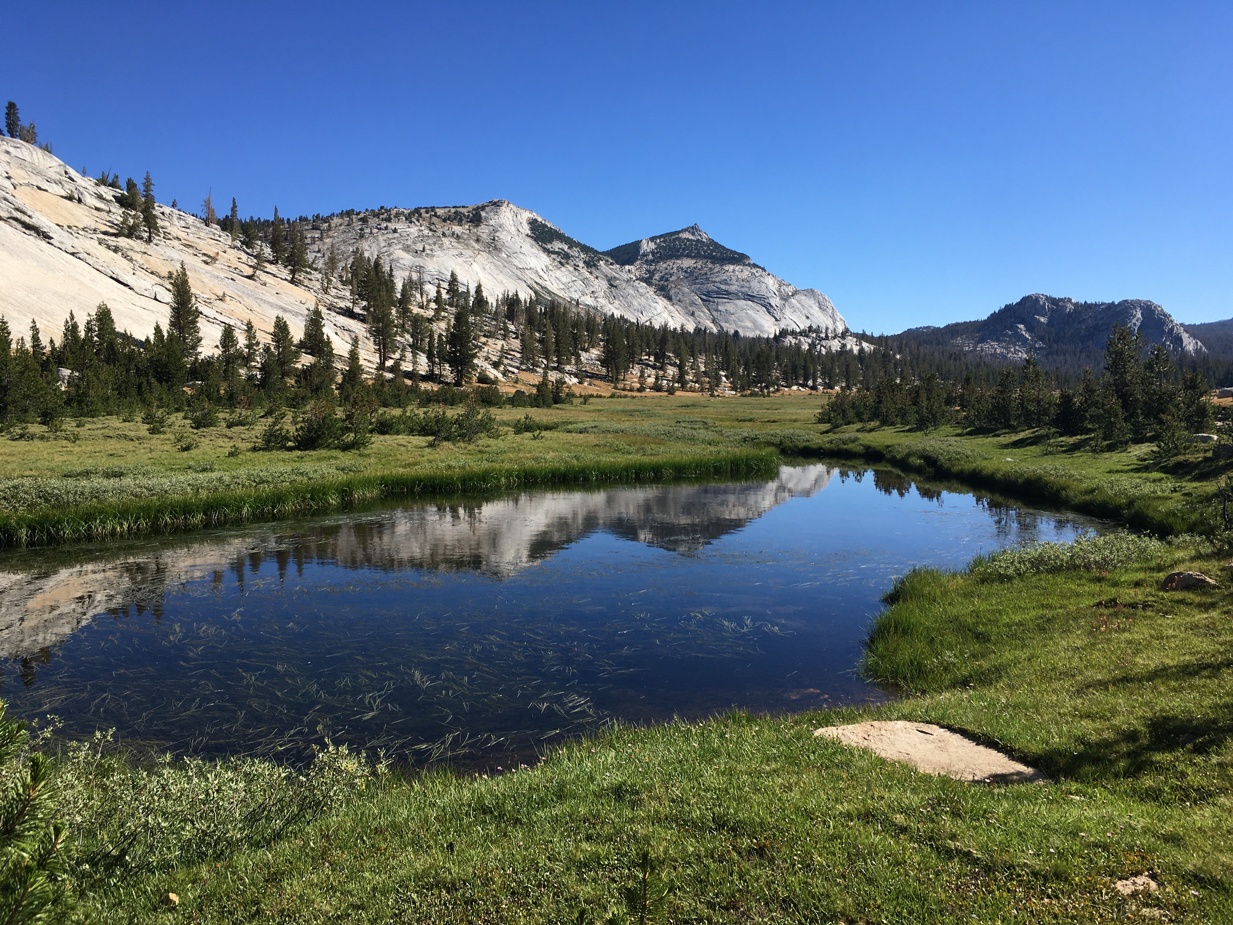 Best Lightweight Backpacking Gear for Yosemite National Park - Vogelsang High Sierra Camp Essentials | Hiking & Camping Equipment
