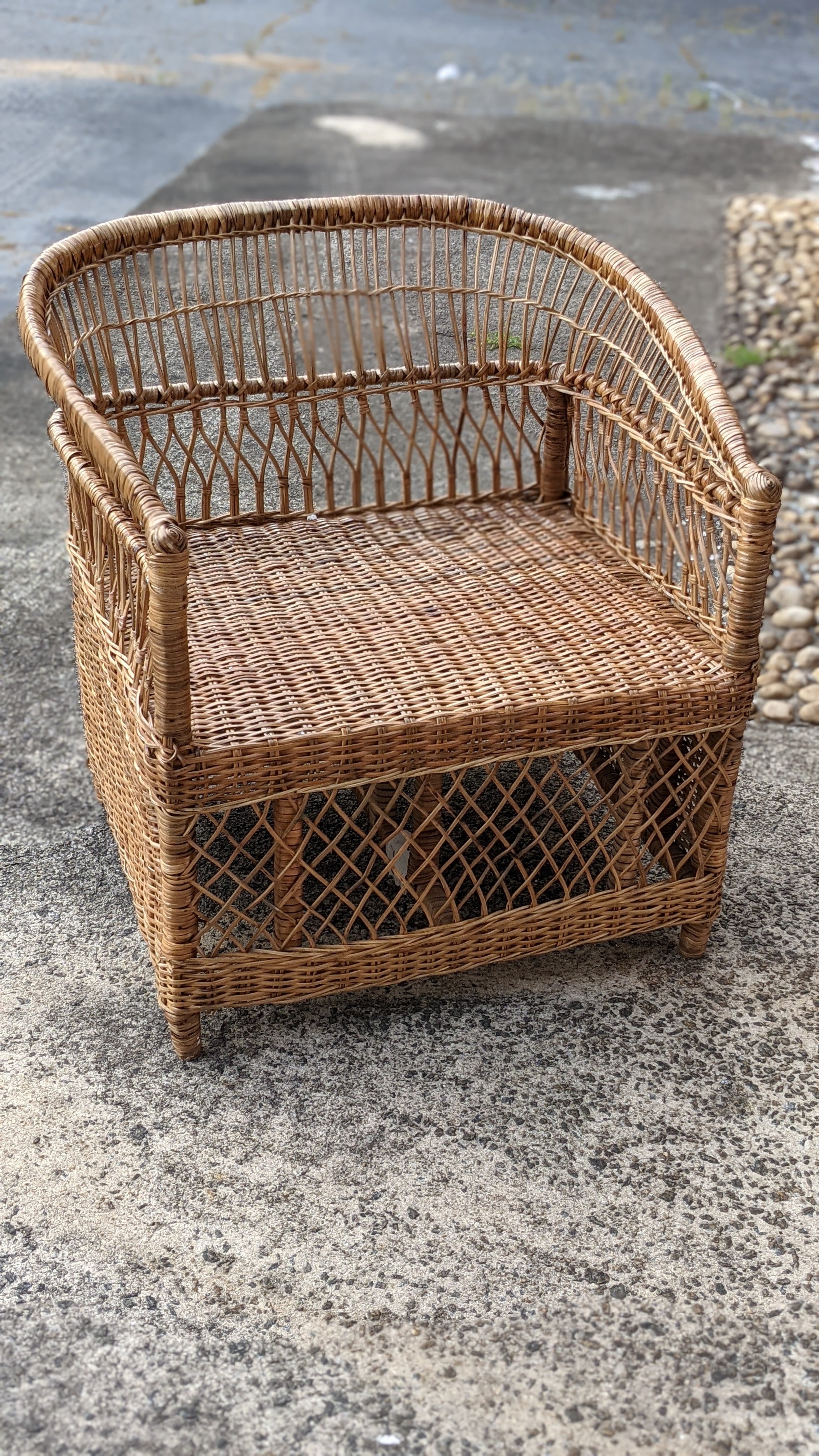 Handwoven Mfumu Exotic African Malawi Cane Chair - Natural Rattan Lounge Chair for Patio, Living Room & Boho Decor - Perfect for Indoor/Outdoor Relaxation & Tropical Home Styling