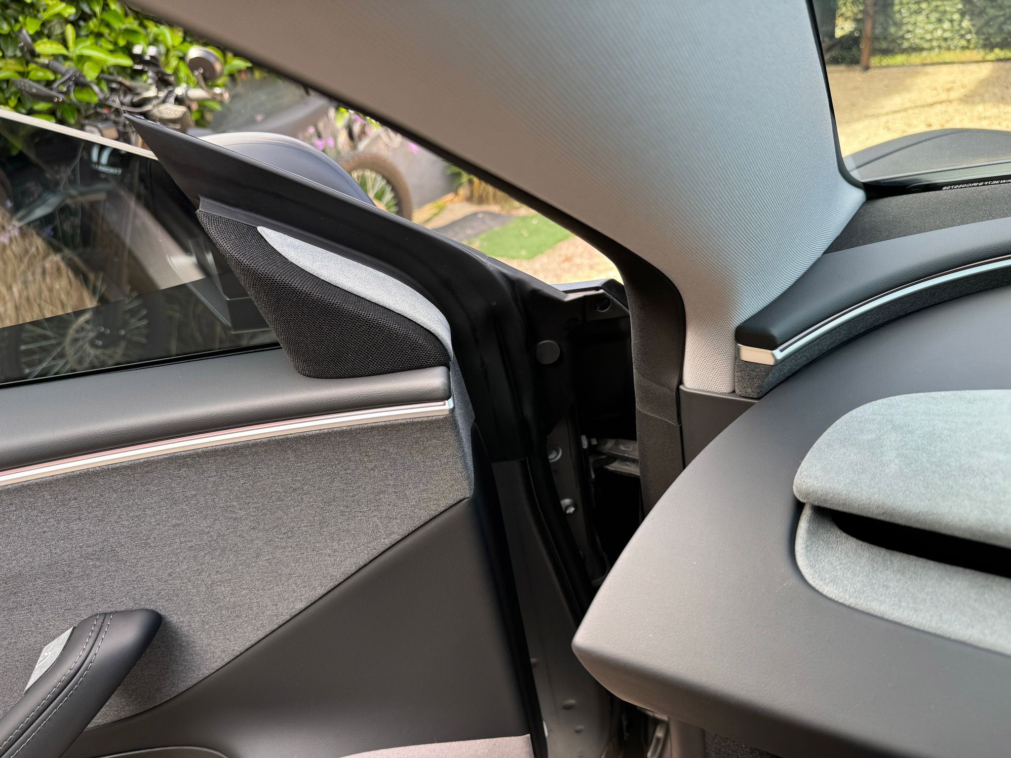 Tesla Alcantara Front Door Tweeter Trim Cover for 2024+ Model 3 Highland & New Model Y Juniper - Premium Interior Upgrade for Enhanced Sound & Style