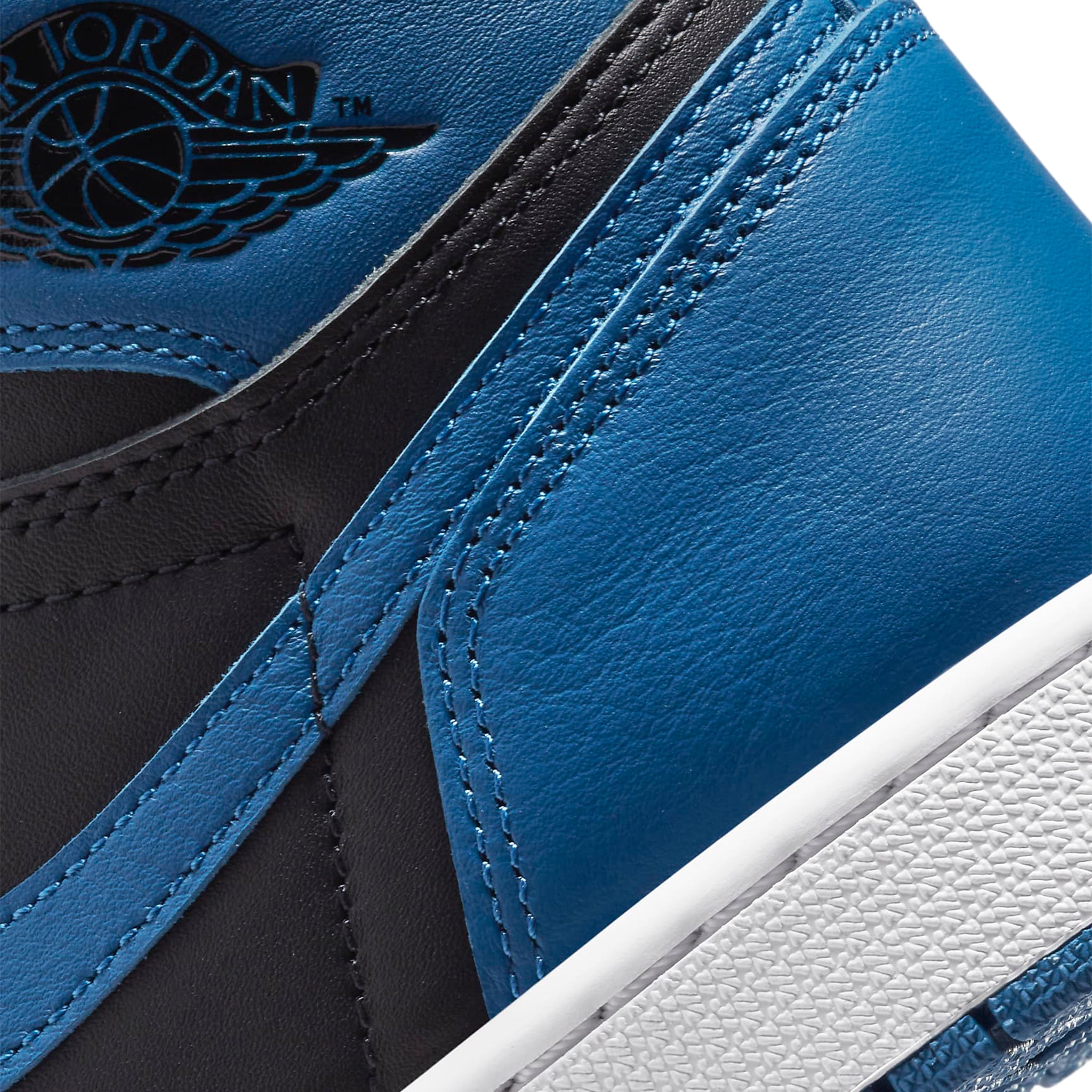 Original Air Jordan 1 Retro OG High Dark Marina Blue Basketball Shoes - Men's Sneakers for Streetwear & Casual Outfits