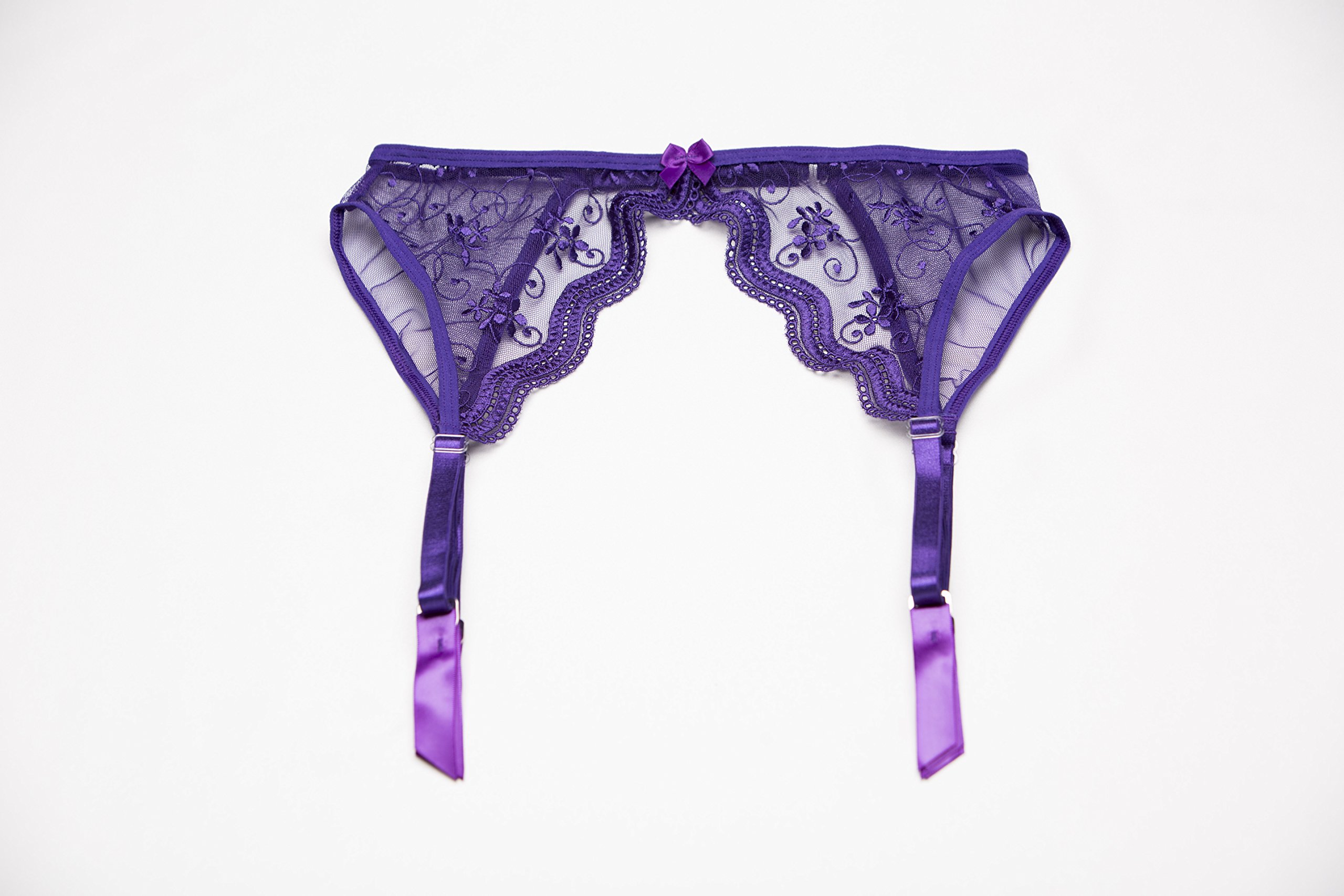 Sexy Women's 622 Scalloped Lace Embroidery Garter Belt - Vintage Style Suspender Belt for Bridal Lingerie, Boudoir Photography & Romantic Nights