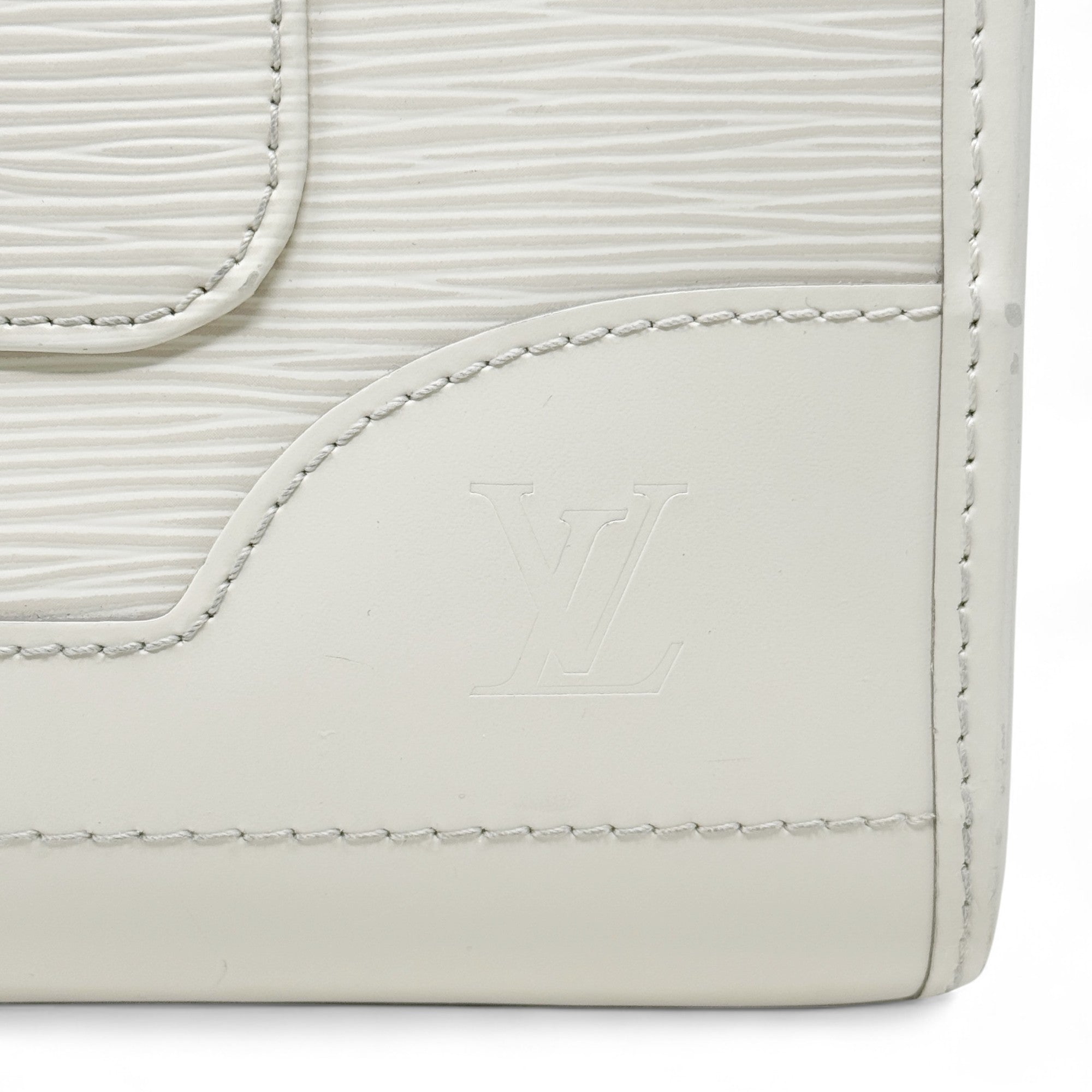 Authentic Louis Vuitton Madeleine GM Handbag in Ivory Epi Leather - Luxury Tote for Work, Travel & Everyday Elegance