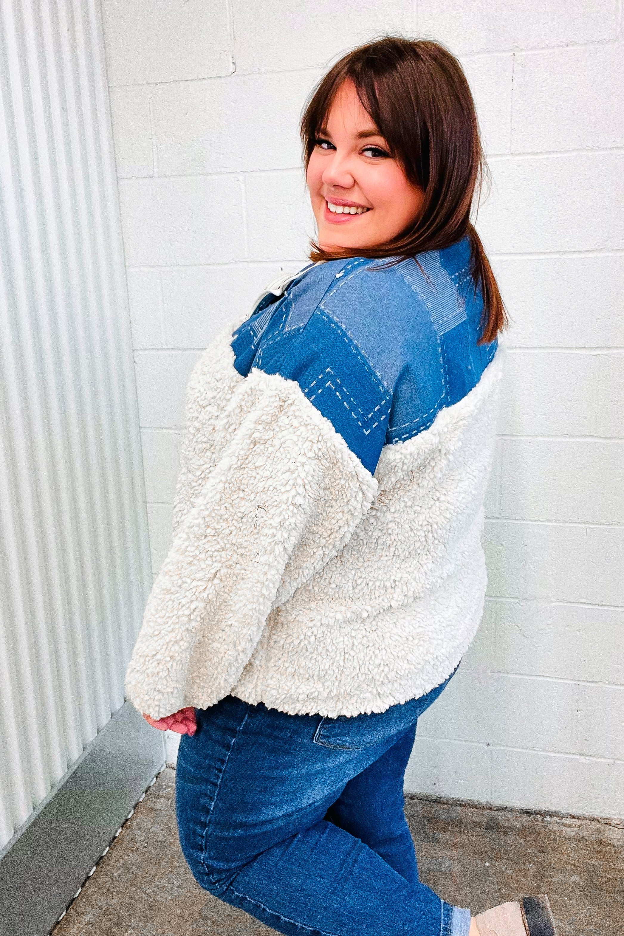 Stylish Good Vibes Denim & Ivory Patchwork Sherpa Half Zip Pullover for Women | Cozy Winter Fleece Jacket | Perfect for Casual Outings, Hiking & Outdoor Activities