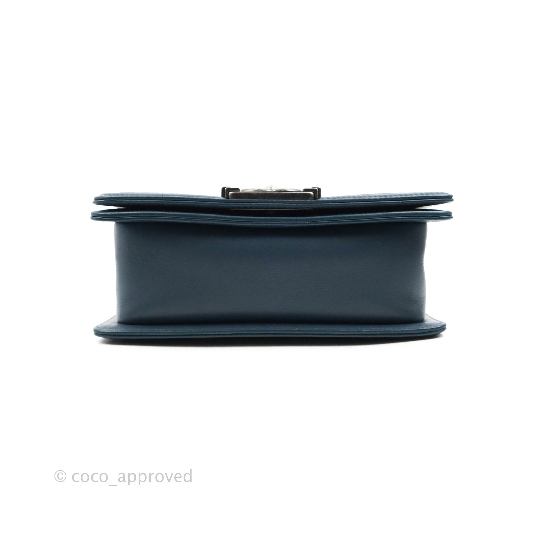 Chanel Boy Small Navy Blue Calfskin Leather Bag with Ruthenium Hardware - Perfect for Evening Events & Luxury Fashion Accessories