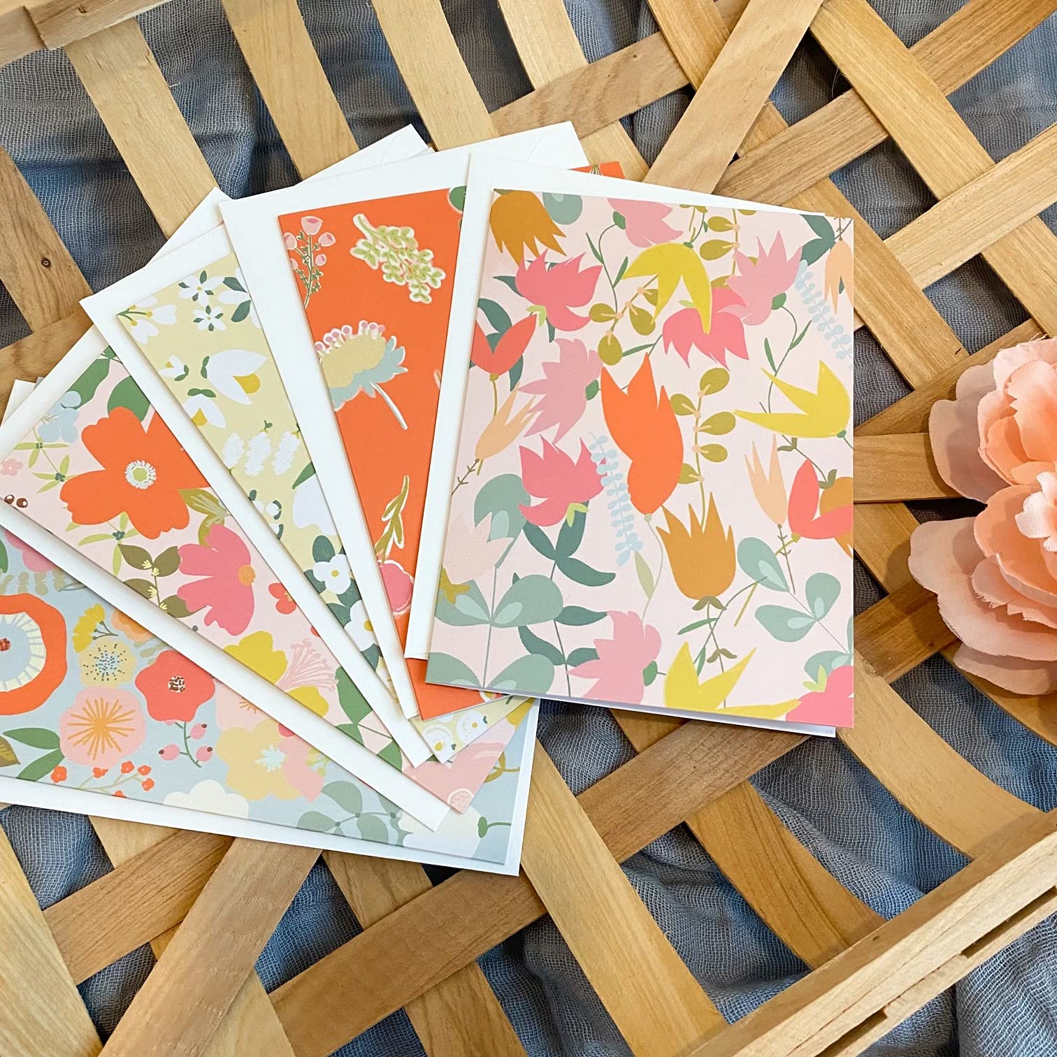 Handmade Greeting Cards Set of 5 - Blank Inside Floral Design for Birthdays, Weddings & Thank You Notes - Perfect for DIY Crafting & Special Occasions