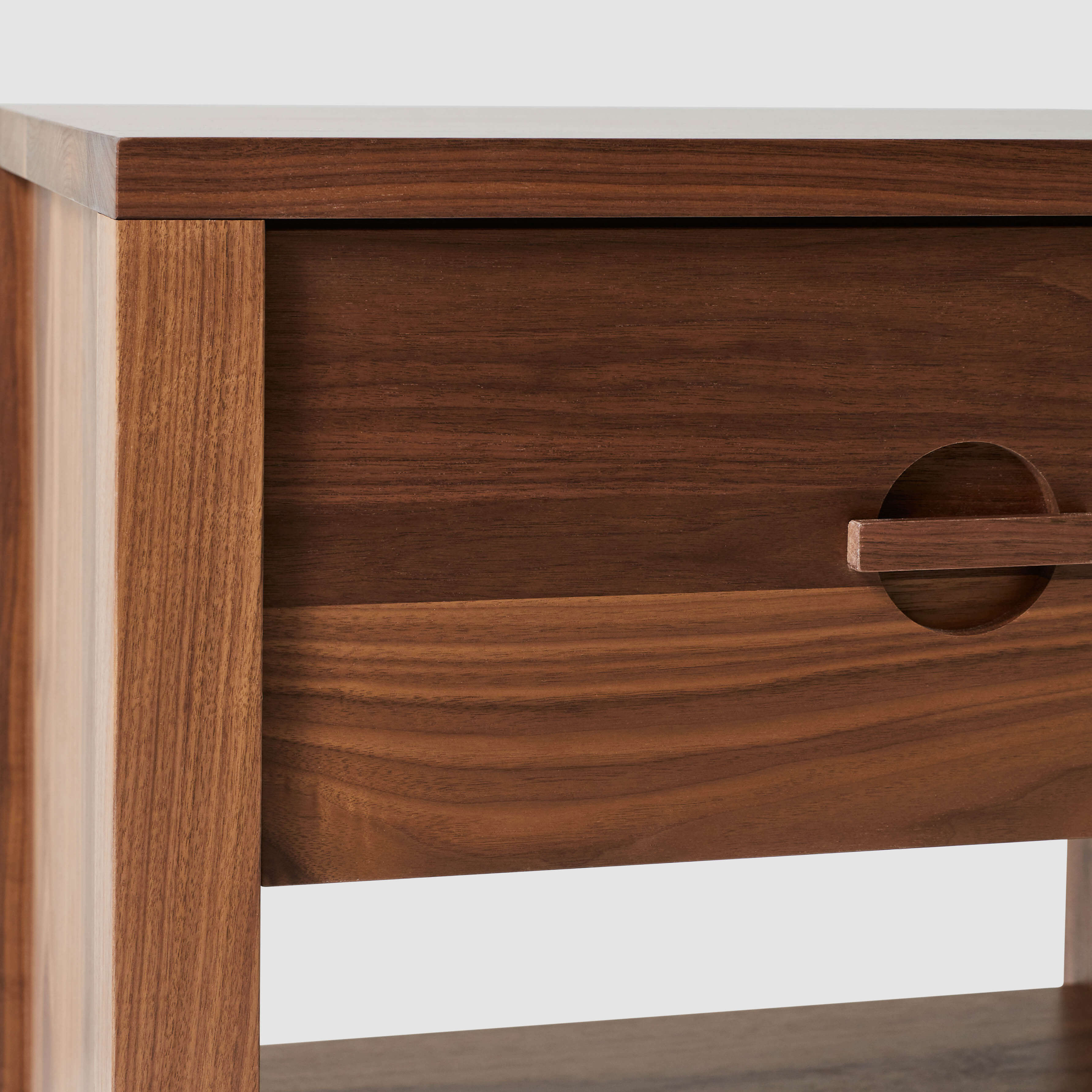 Stylish Avon Nightstand with Drawer - Modern Bedside Table for Bedroom, Living Room, or Office - Perfect for Storage and Decor