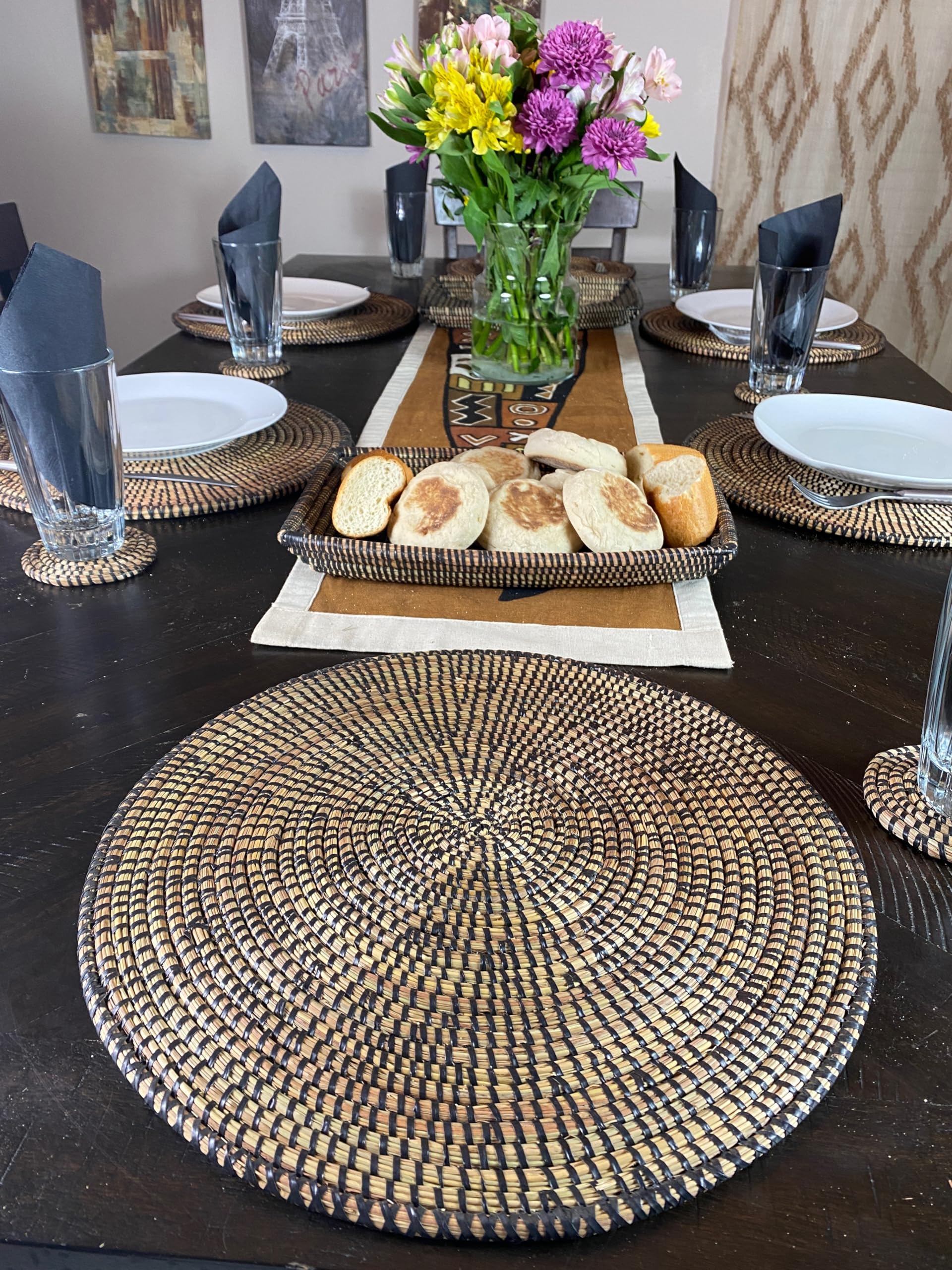 Handwoven African Bohemian Seagrass Placemats - Natural Round Wicker Basket Mats for Dining Table Decor | Senegal Inspired Wall Hanging Plates | Eco-Friendly Home Decor for Boho, Farmhouse & Coastal Style Interiors (Black)