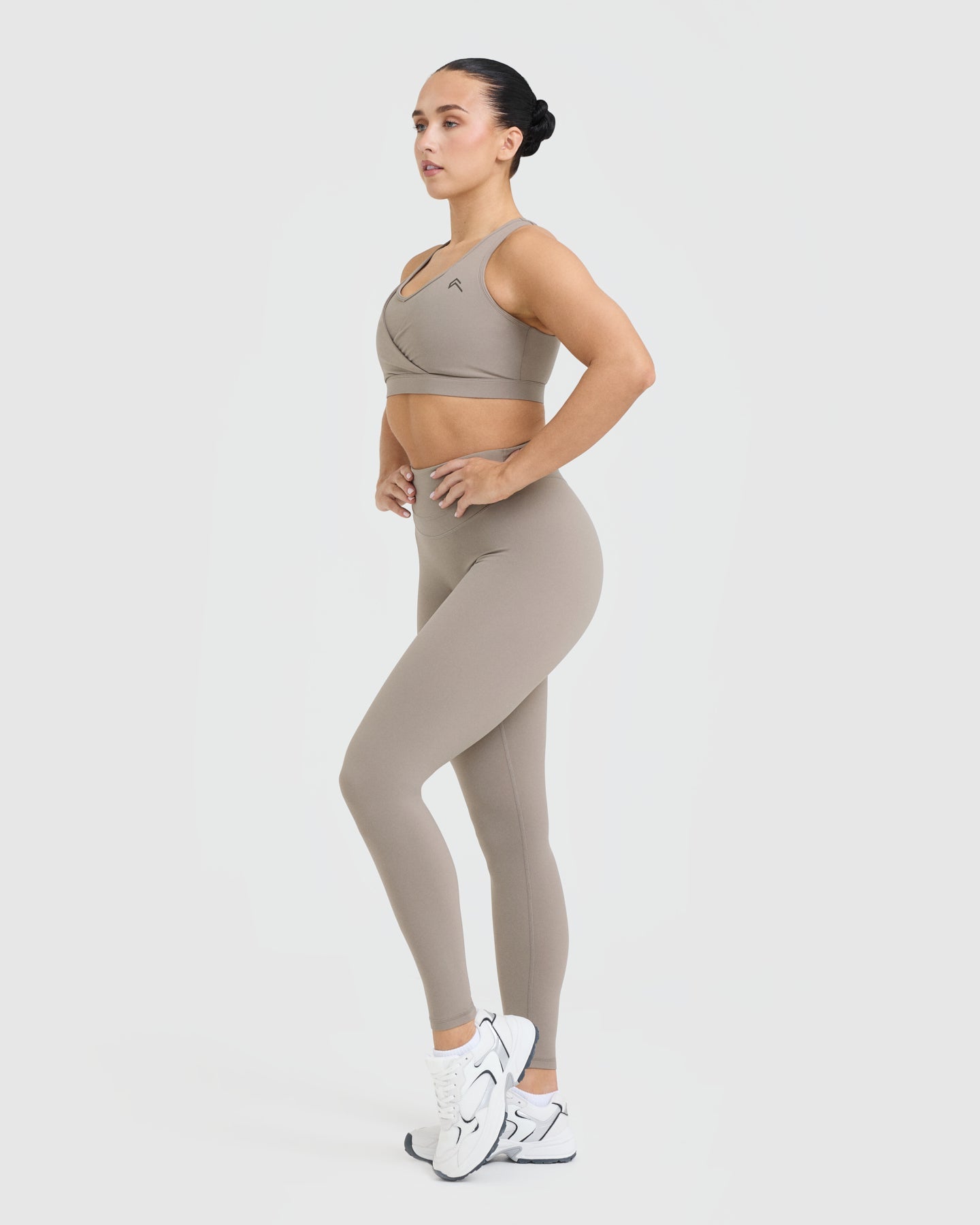 High Support Seamless Sports Bra for Women - Breathable Minky Fabric - Perfect for Yoga, Running & Gym Workouts