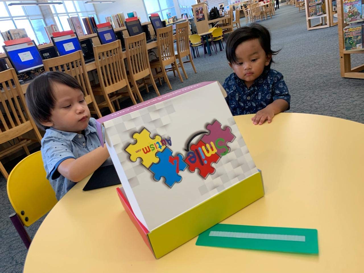 162 ASD Photo Picture Cards for Autism Language & Vocabulary - Speech Therapy Visual Communication Book for ADHD, Apraxia & Special Needs Learning - Ideal for Classrooms & Home Education