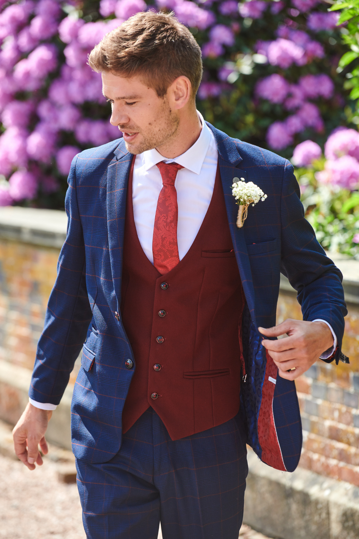 EDINSON Men's Navy Check Suit with Kelvin Wine Waistcoat - Formal Business Attire for Weddings & Office Meetings