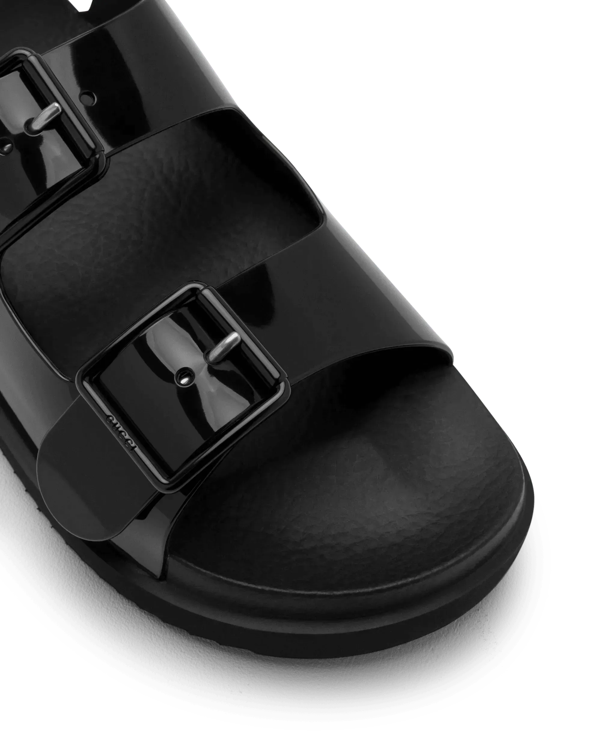 Gucci GG Buckled Rubber Sandals for Women - Luxury Designer Flip Flops for Beach, Pool & Summer Vacations