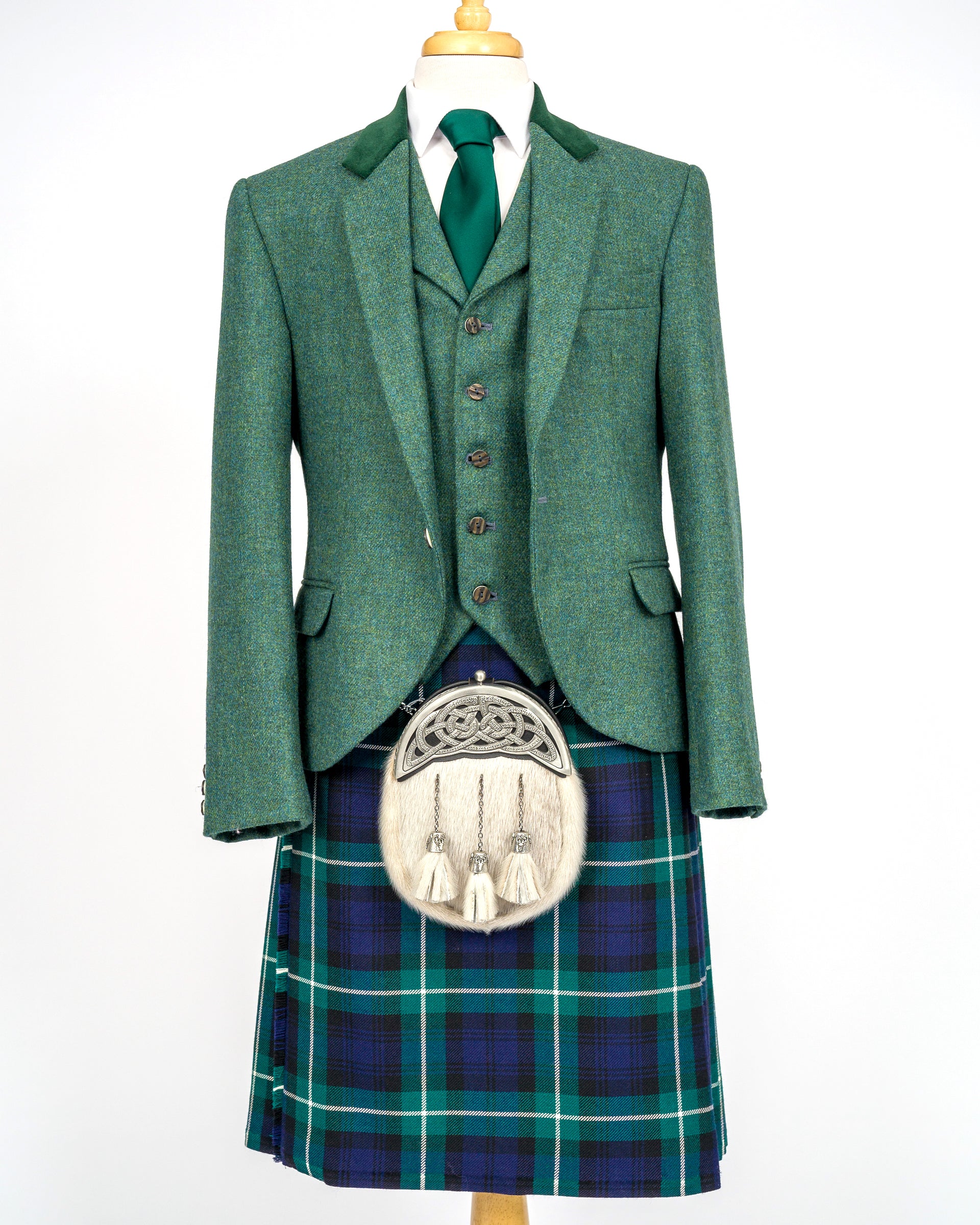 Stylish Lovat Green Tweed Crail Outfit - Classic Scottish Fashion for Men & Women | Perfect for Weddings, Outdoor Events & Autumn/Winter Wear