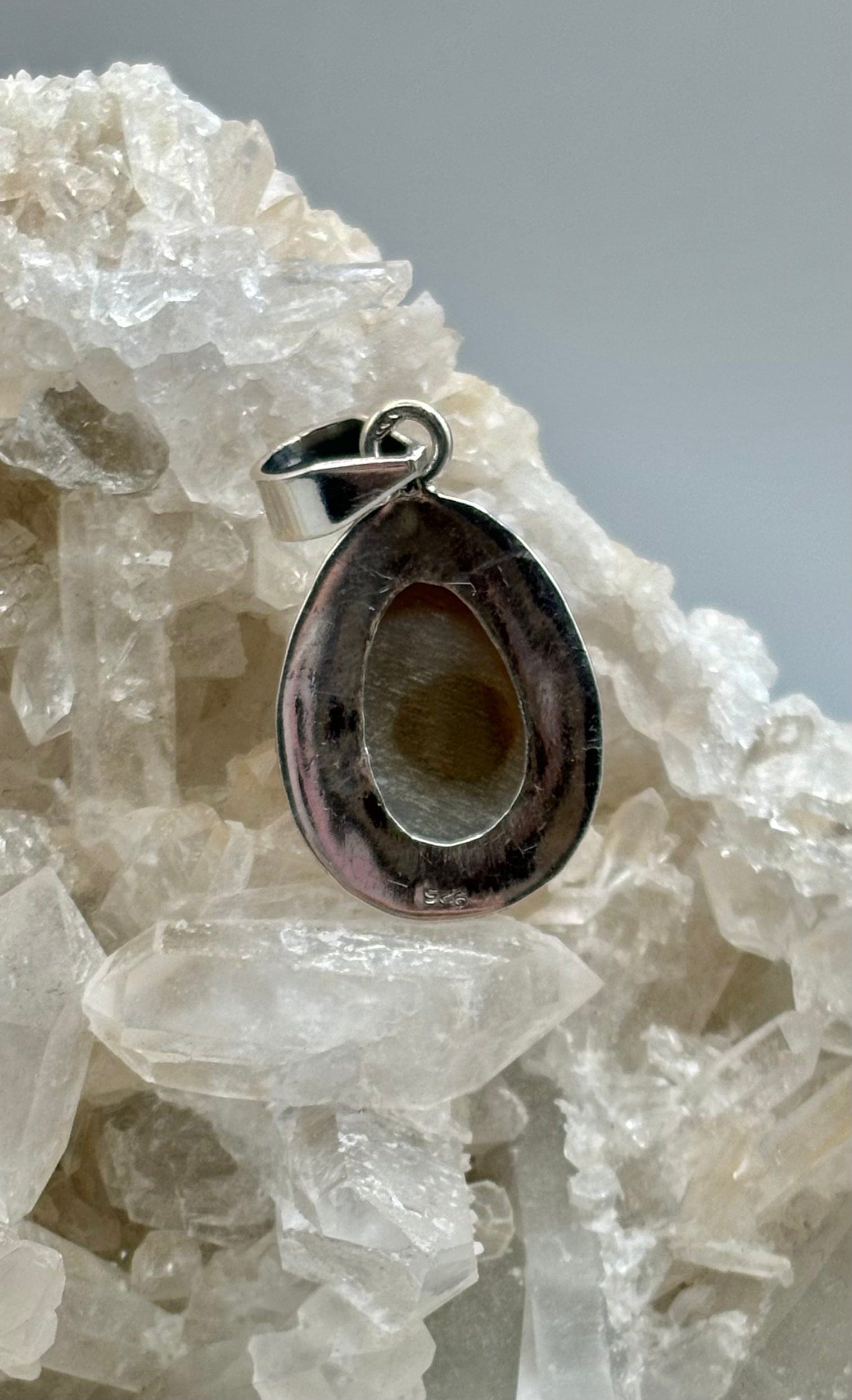 Aura Druzy Pendant Necklace - Natural Crystal Healing Jewelry for Women - Perfect for Meditation, Yoga & Spiritual Gifts