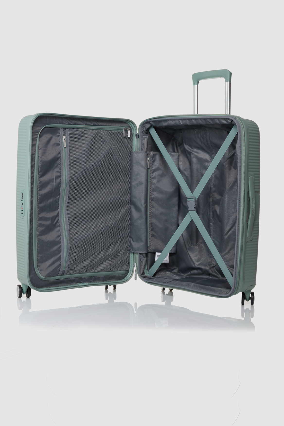 Curio 2 69cm Luggage - Lightweight Expandable Spinner Suitcase with TSA Lock for Travel, Business Trips & Vacations | Durable Hardshell Carry-On & Check-In Bag