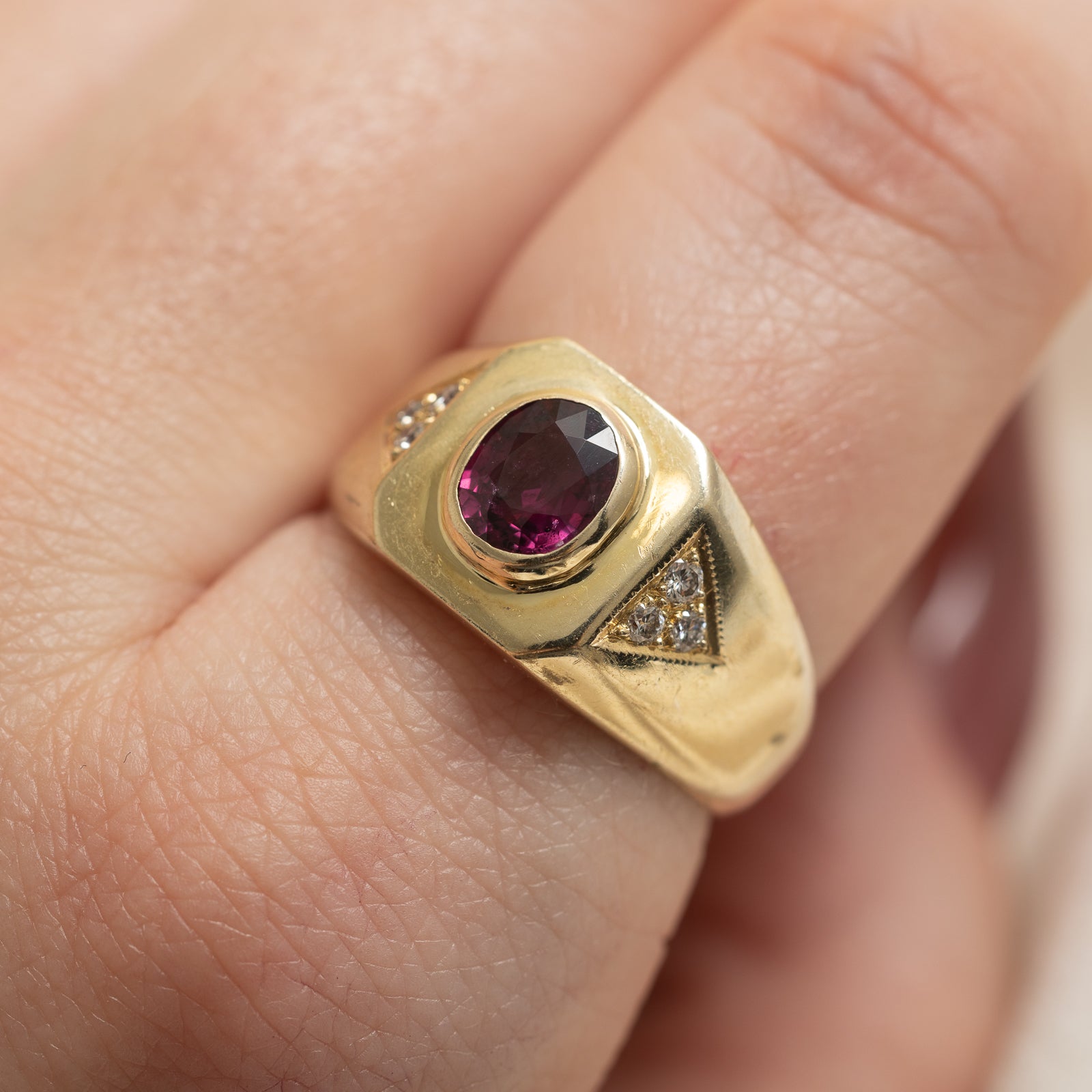 Exquisite Bezel Set Ruby & Diamond Ring - 0.90ct Natural Ruby & 0.10ctw Diamonds - Size 9.25 - Perfect for Engagement, Anniversary & Special Occasion Gifts