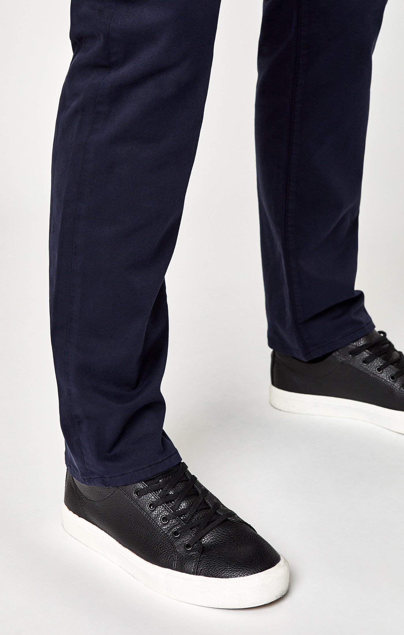 Mavi Men's Zach Straight Leg Twill Jeans - Classic Fit Denim Pants for Casual Wear | Perfect for Office, Dating & Everyday Outfits